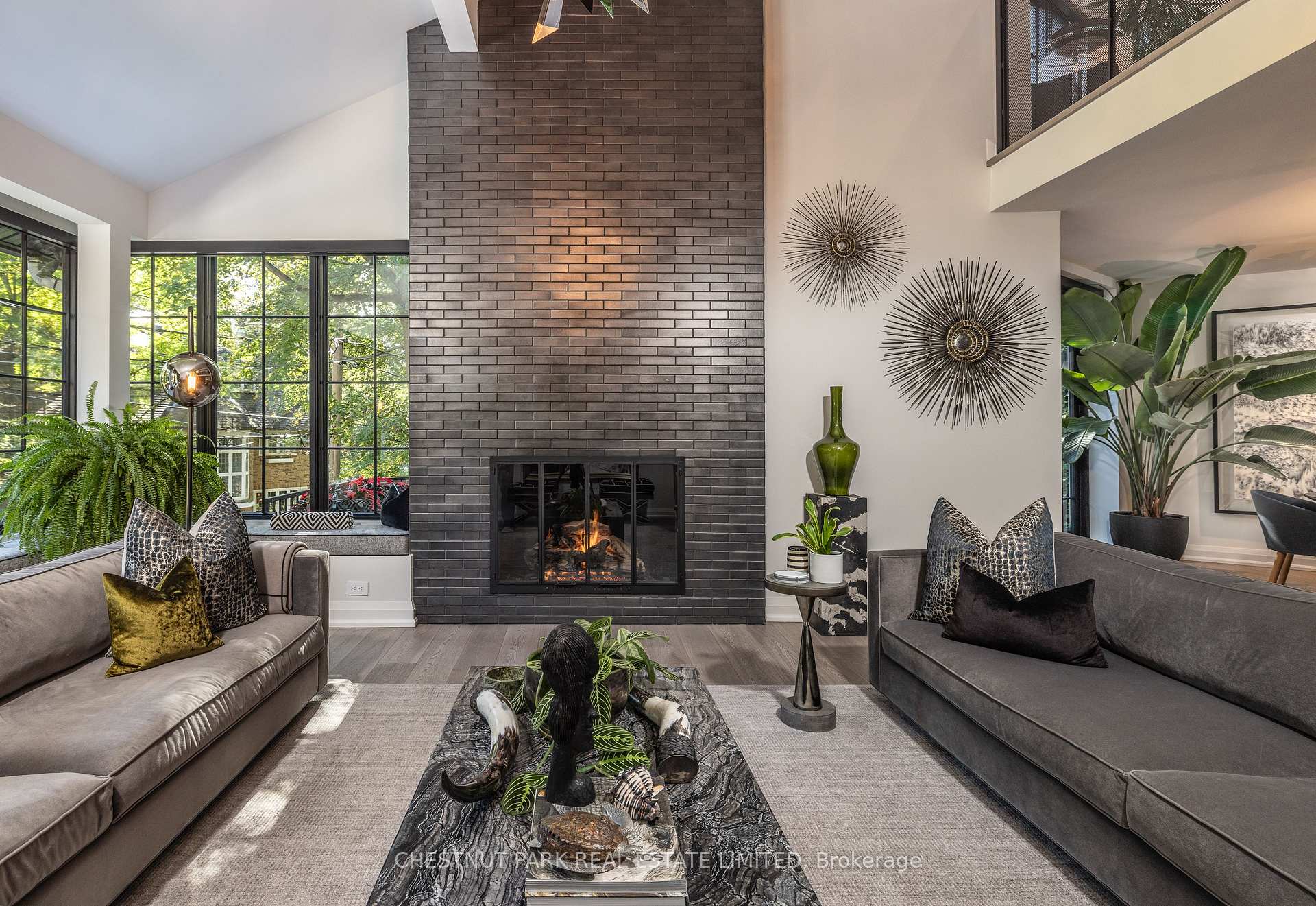 Photo 8 of 94 Roxborough Drive, Toronto, Rosedale-Moore Park — HOMEH