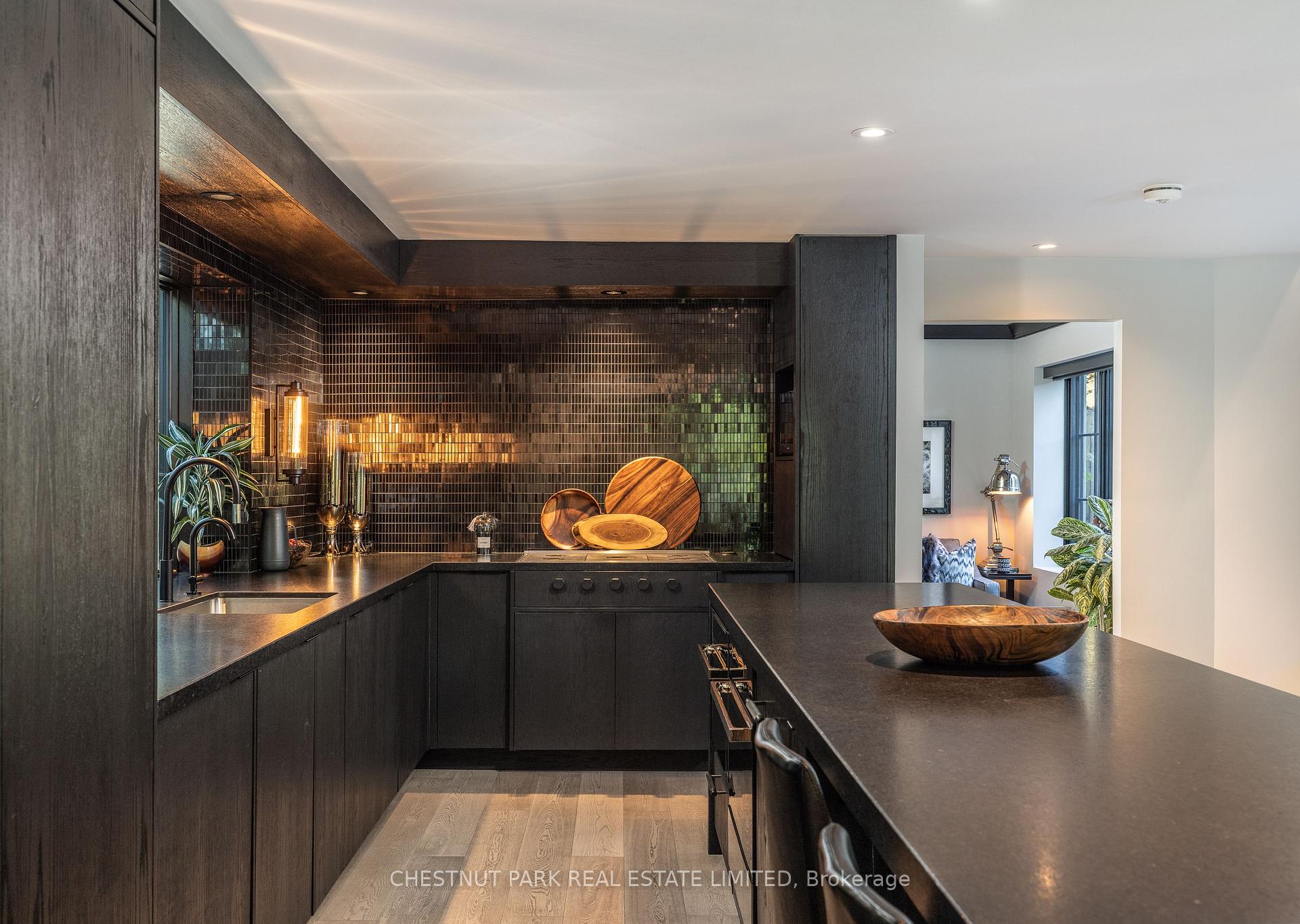 Photo 21 of 94 Roxborough Drive, Toronto, Rosedale-Moore Park — HOMEH