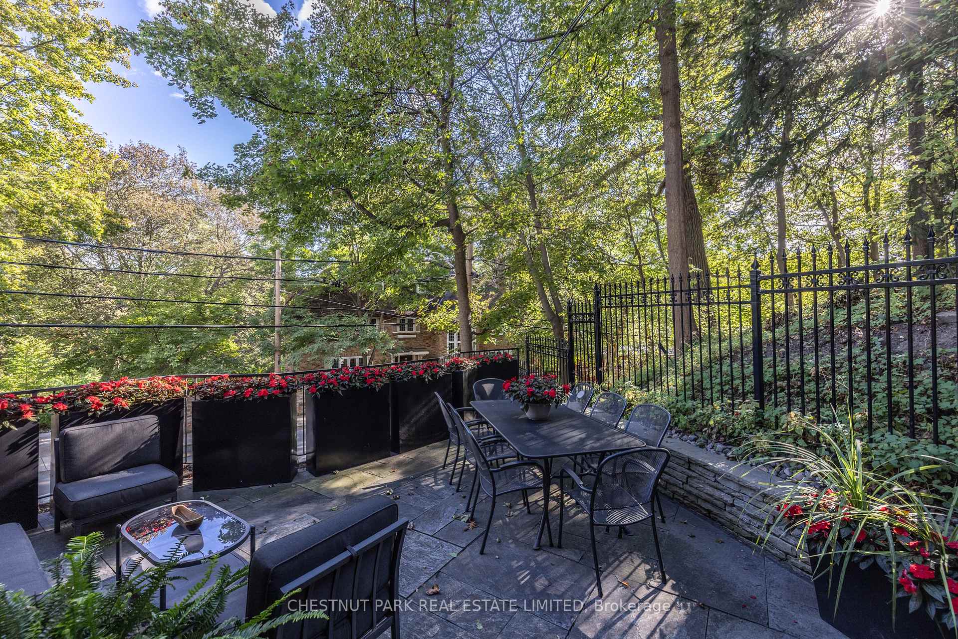Photo 54 of 94 Roxborough Drive, Toronto, Rosedale-Moore Park — HOMEH