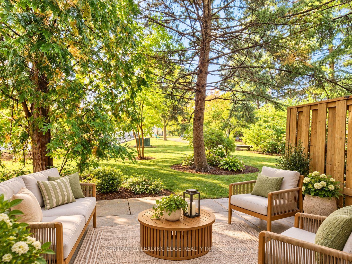 Photo 18 of 1808 John Street, Markham, Bayview Fairway-Bayview Country Club Estates — HOMEH