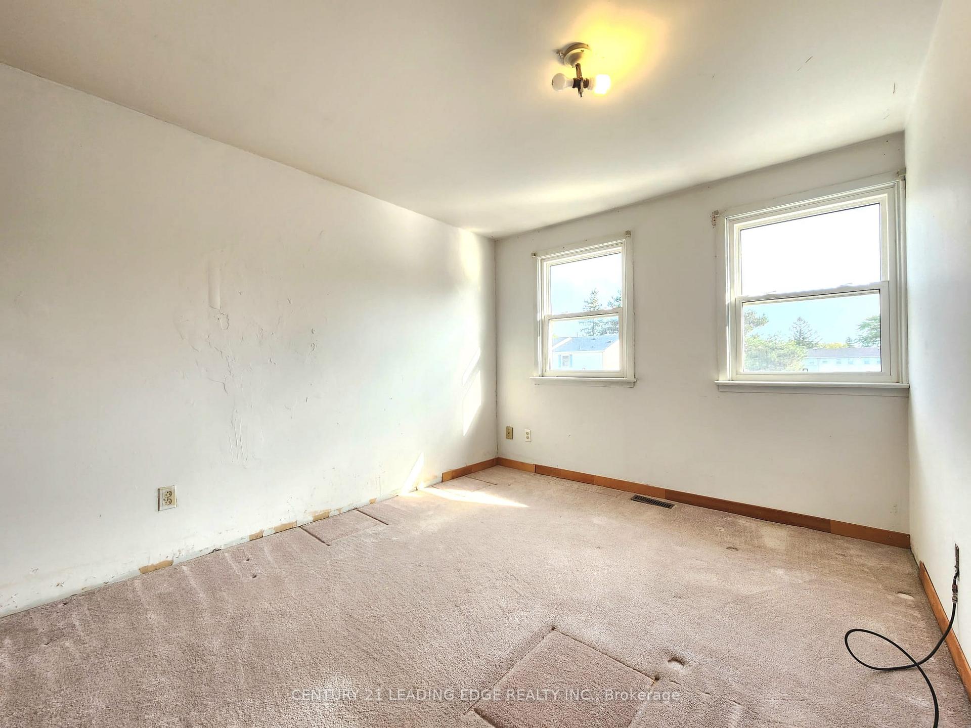 Photo 24 of 1808 John Street, Markham, Bayview Fairway-Bayview Country Club Estates — HOMEH