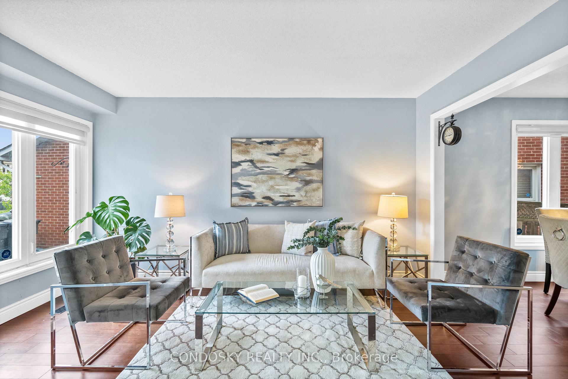 Photo 3 of 6182 Duford Drive, Mississauga, East Credit — HOMEH