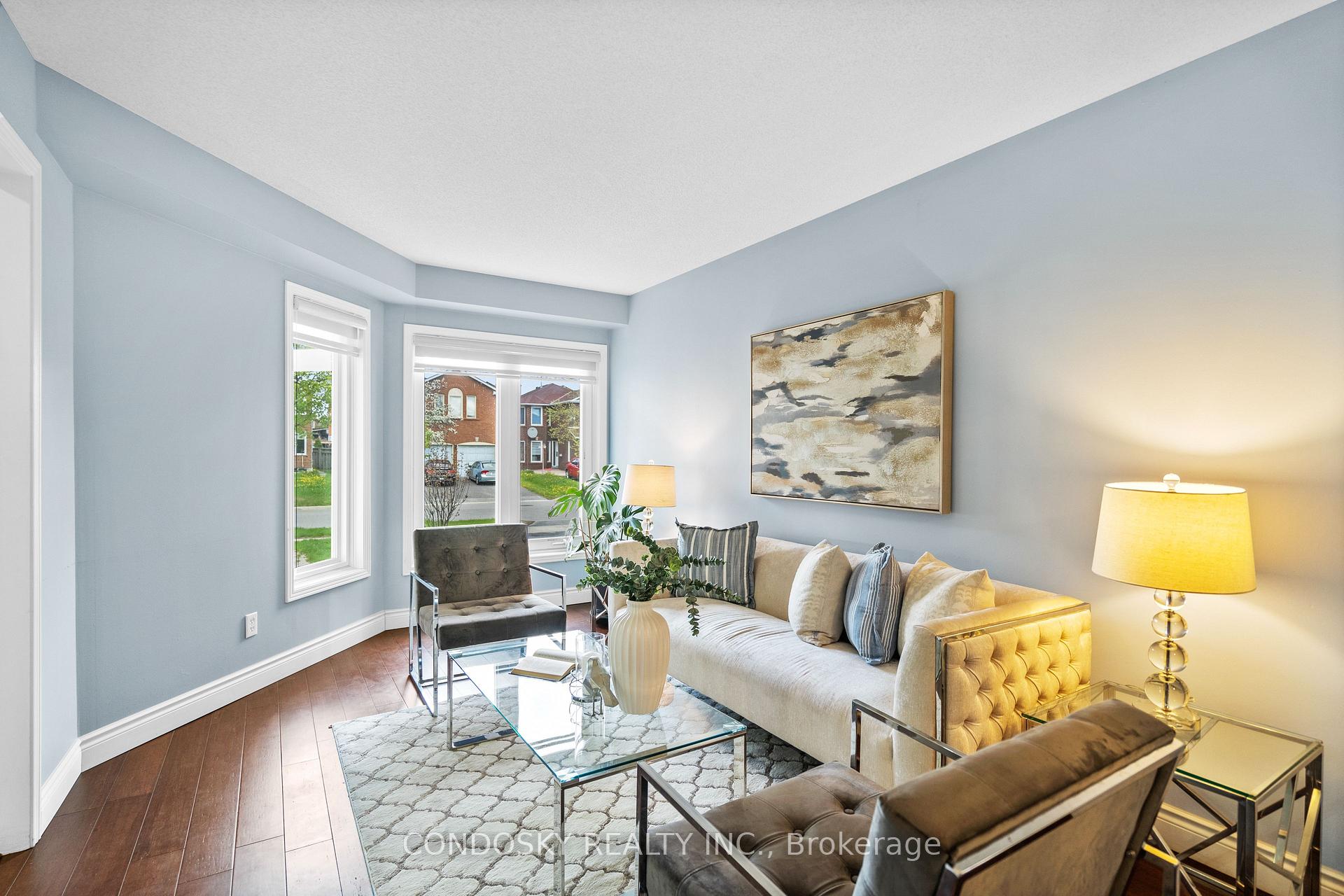 Photo 4 of 6182 Duford Drive, Mississauga, East Credit — HOMEH