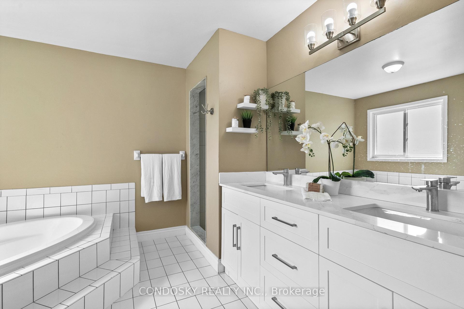 Photo 23 of 6182 Duford Drive, Mississauga, East Credit — HOMEH