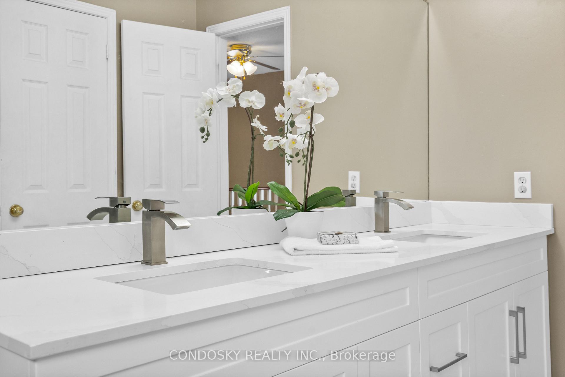Photo 30 of 6182 Duford Drive, Mississauga, East Credit — HOMEH