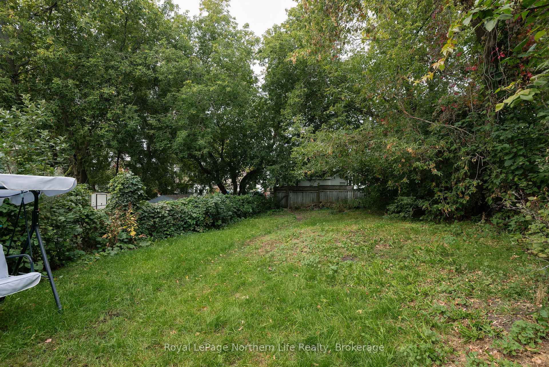 Photo 7 of 841 Worthington Street E, North Bay, Central — HOMEH
