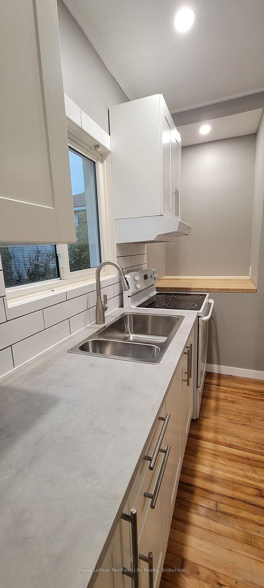 Photo 11 of 841 Worthington Street E, North Bay, Central — HOMEH