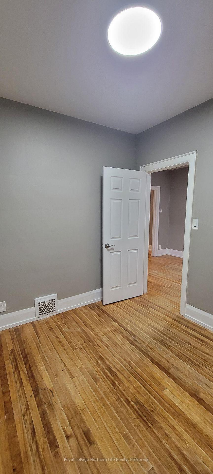 Photo 22 of 841 Worthington Street E, North Bay, Central — HOMEH
