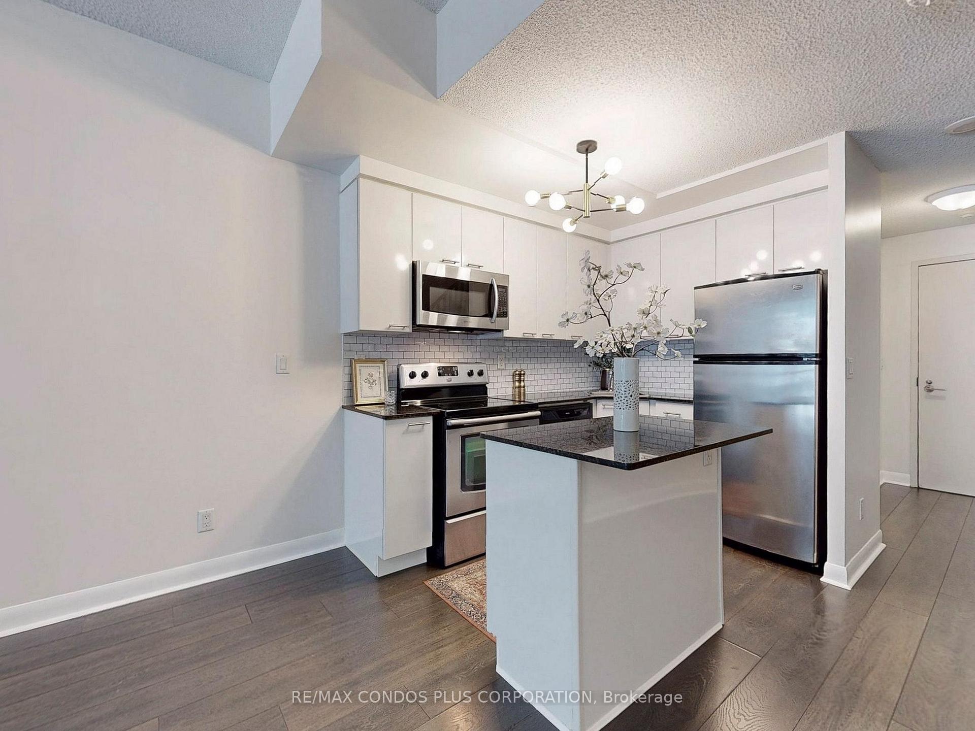 Photo 16 of Unit 103, 15 Bruyeres Mews, Toronto, Niagara — HOMEH