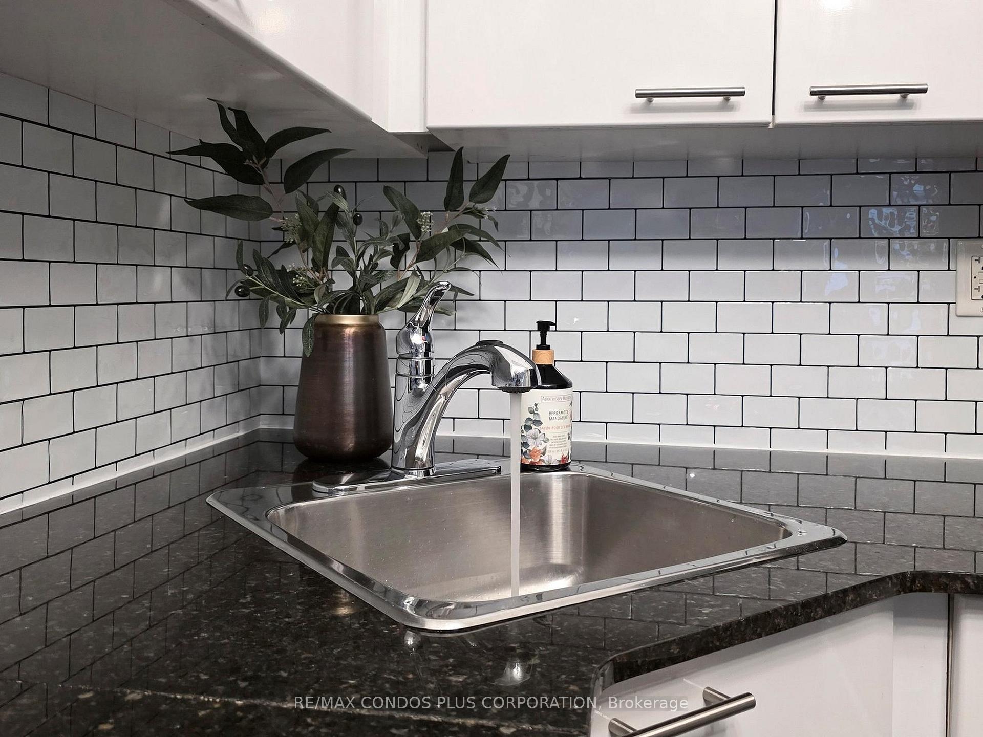 Photo 20 of Unit 103, 15 Bruyeres Mews, Toronto, Niagara — HOMEH