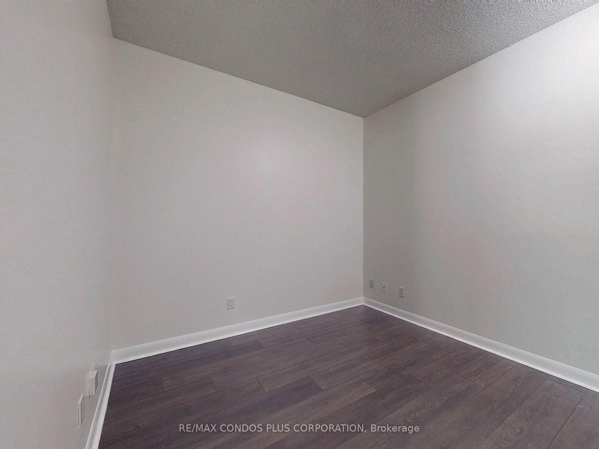 Photo 23 of Unit 103, 15 Bruyeres Mews, Toronto, Niagara — HOMEH