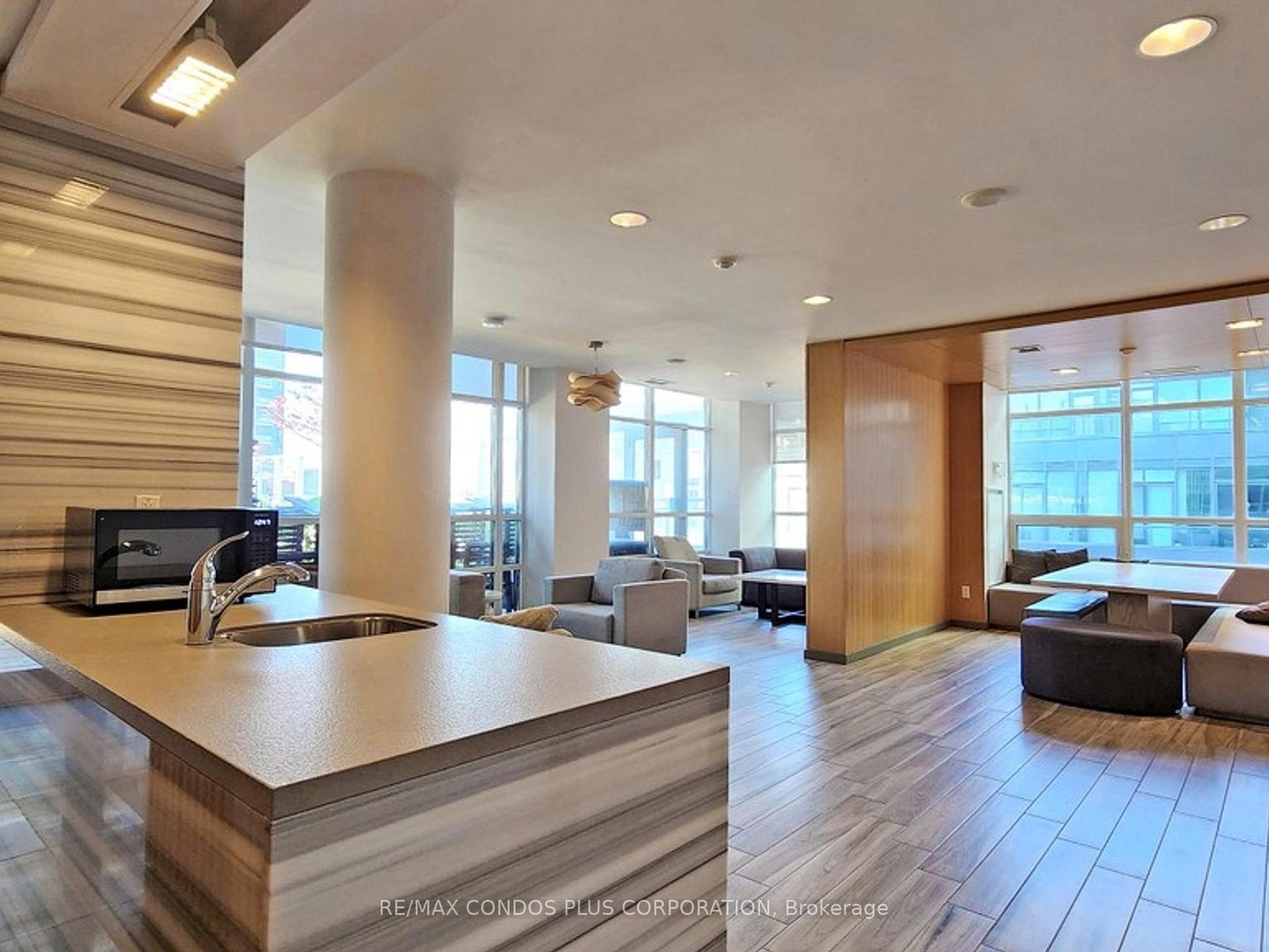 Photo 37 of Unit 103, 15 Bruyeres Mews, Toronto, Niagara — HOMEH