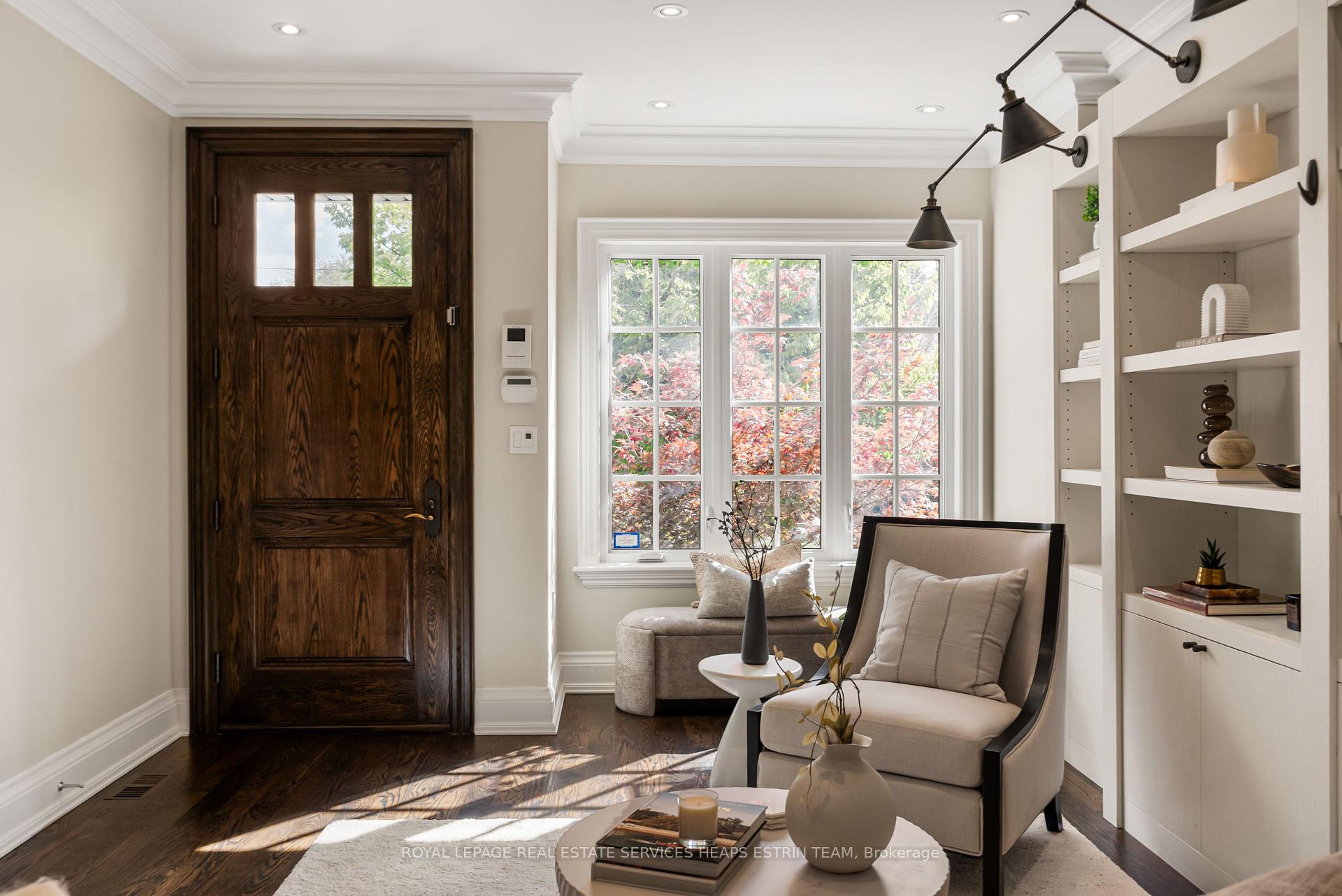 Photo 2 of 130 Donlea Drive, Toronto, Leaside — HOMEH