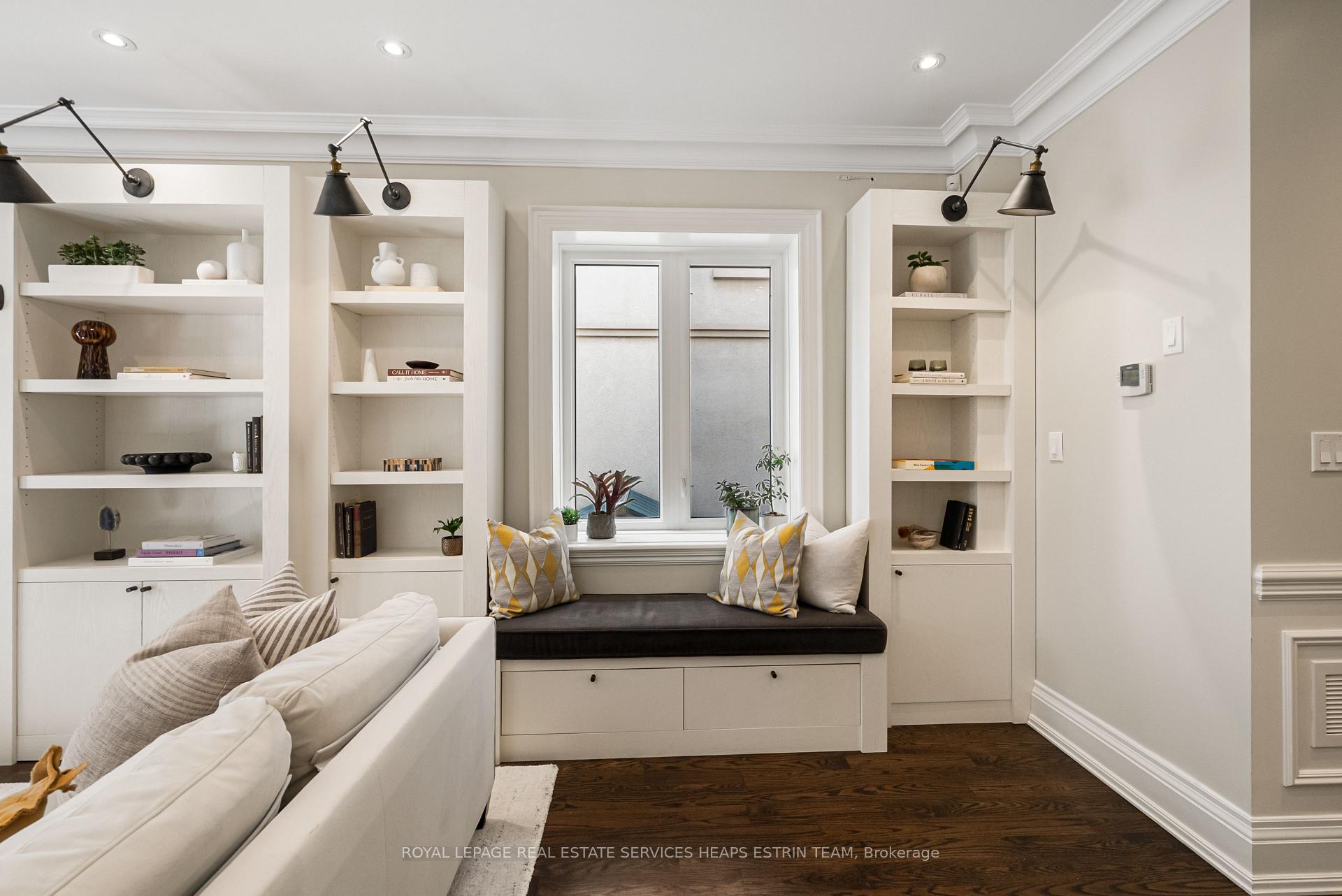 Photo 4 of 130 Donlea Drive, Toronto, Leaside — HOMEH