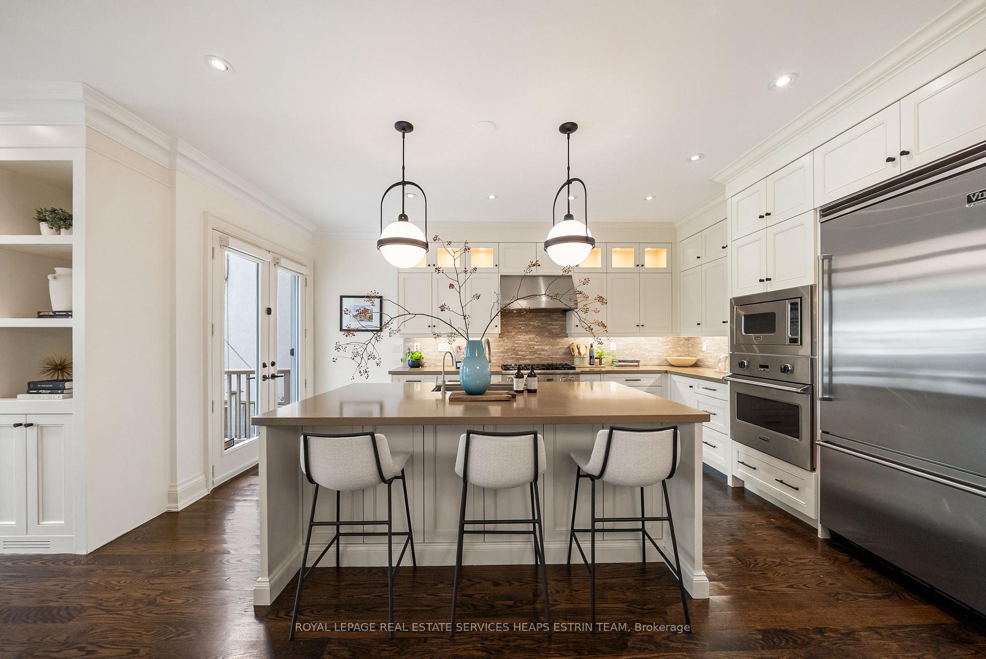 Photo 7 of 130 Donlea Drive, Toronto, Leaside — HOMEH