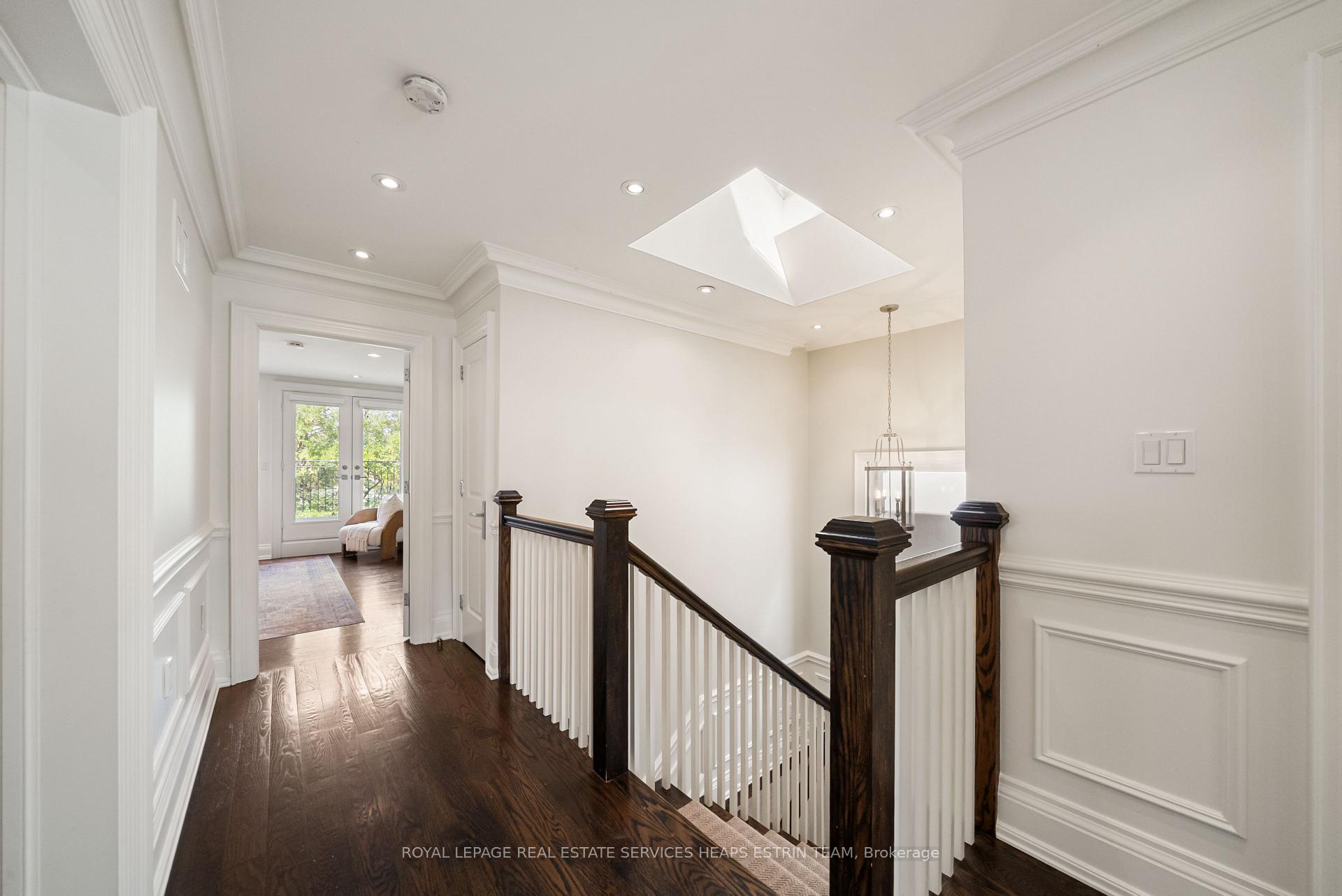 Photo 12 of 130 Donlea Drive, Toronto, Leaside — HOMEH
