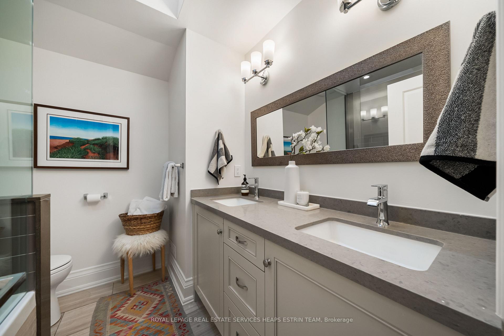 Photo 22 of 130 Donlea Drive, Toronto, Leaside — HOMEH