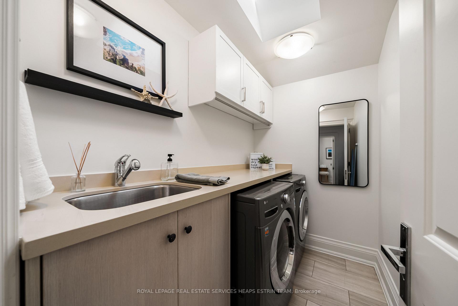 Photo 25 of 130 Donlea Drive, Toronto, Leaside — HOMEH