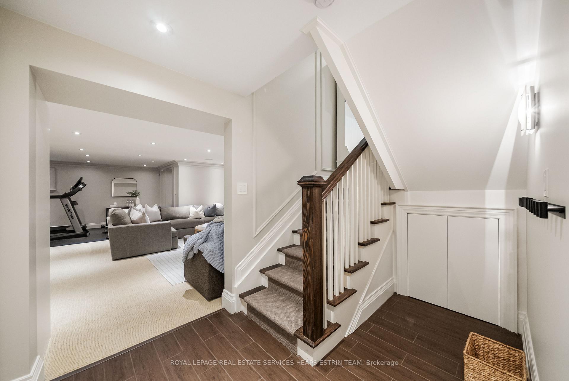 Photo 26 of 130 Donlea Drive, Toronto, Leaside — HOMEH