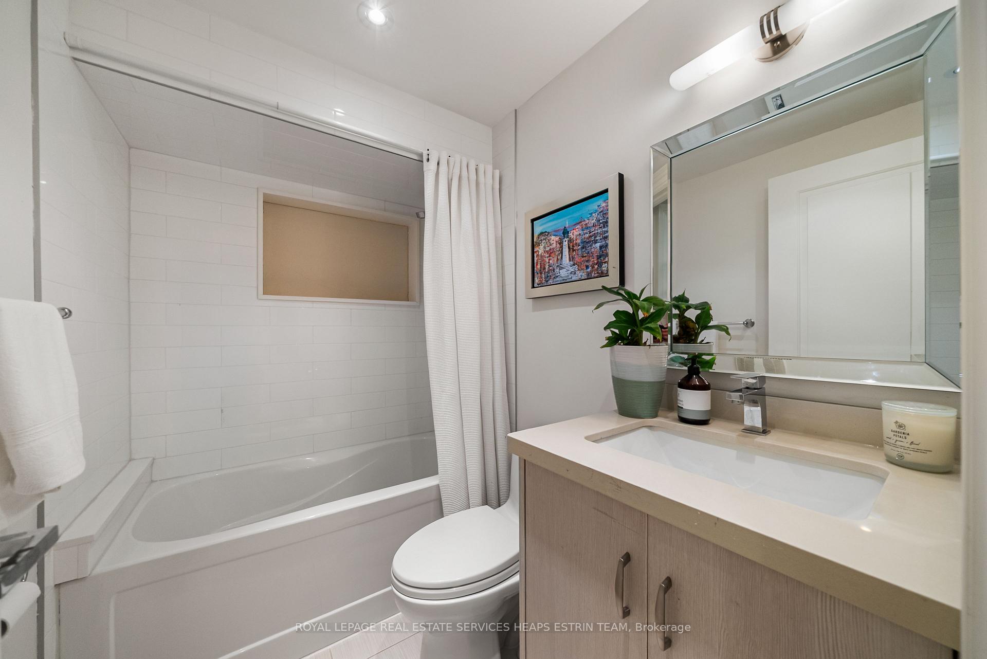 Photo 31 of 130 Donlea Drive, Toronto, Leaside — HOMEH