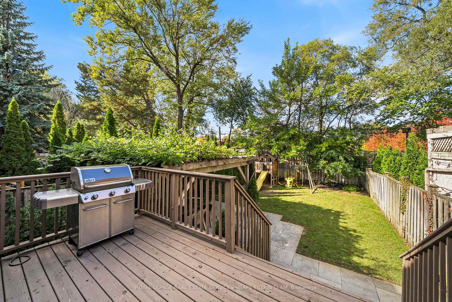Photo 32 of 130 Donlea Drive, Toronto, Leaside — HOMEH