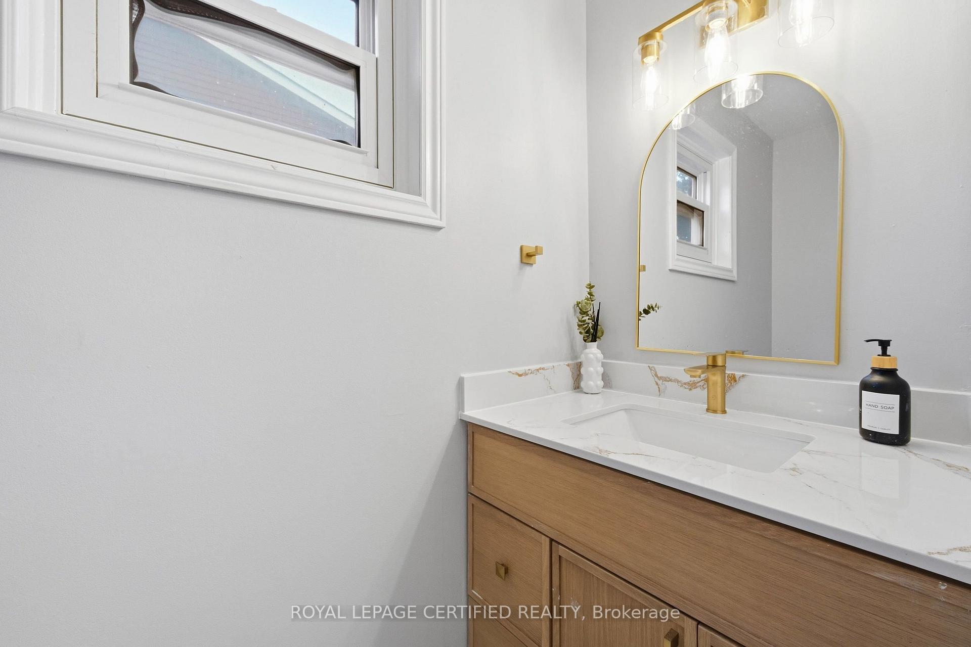 Photo 11 of 134 Hansen Road N, Brampton, Madoc — HOMEH