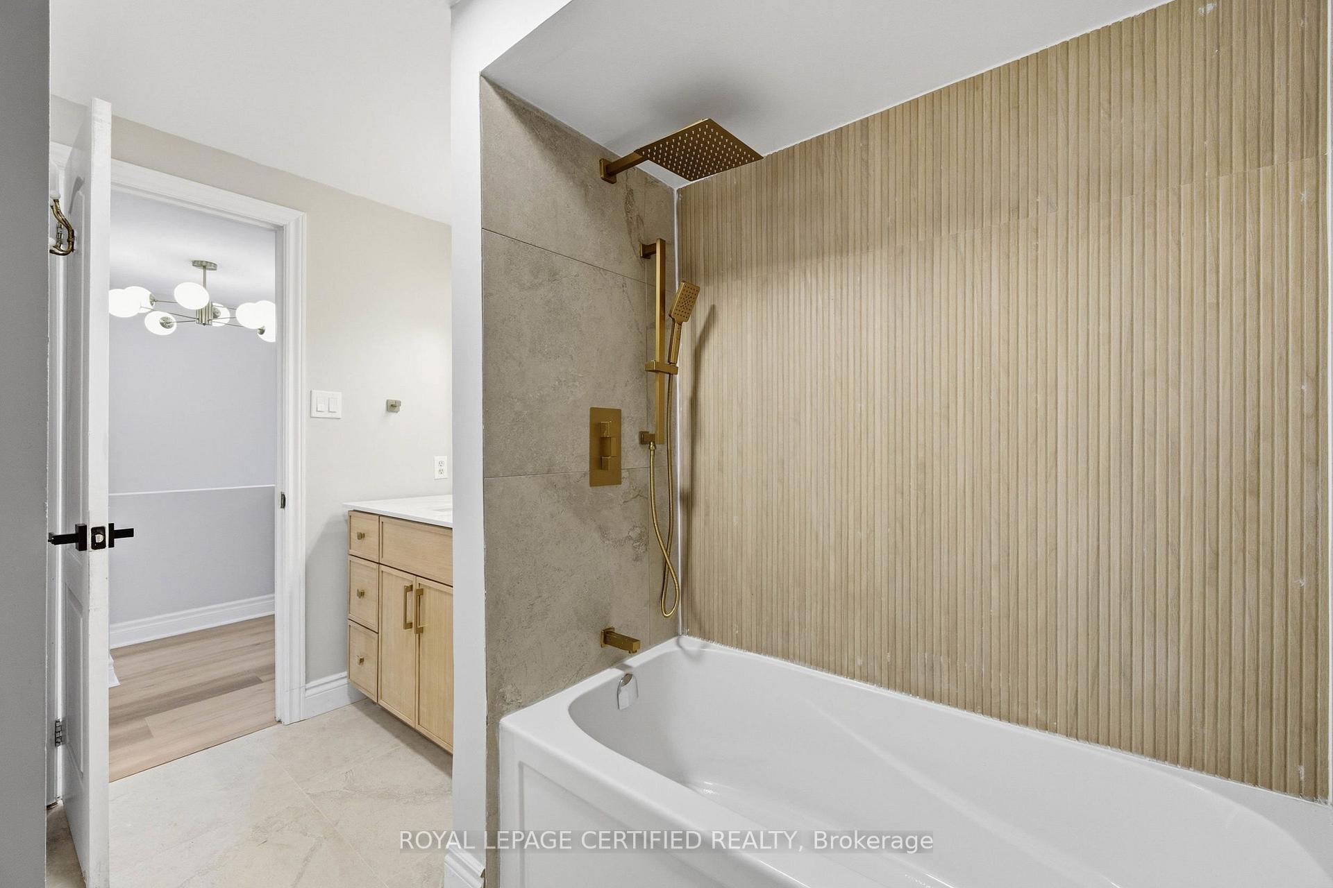 Photo 19 of 134 Hansen Road N, Brampton, Madoc — HOMEH