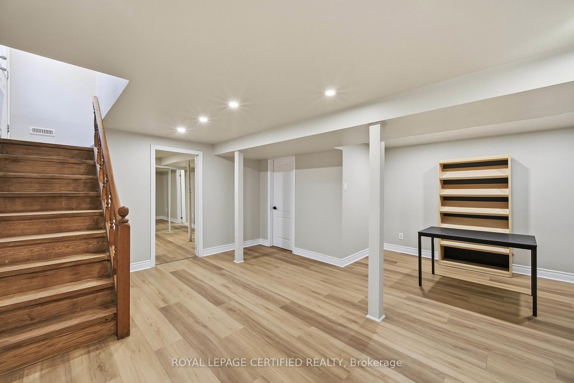 Photo 22 of 134 Hansen Road N, Brampton, Madoc — HOMEH
