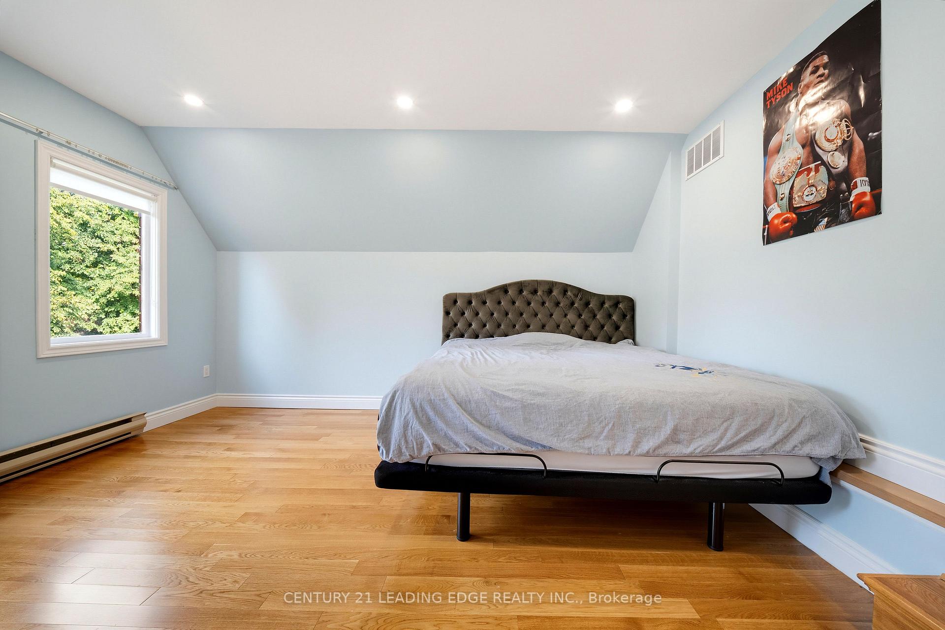 Photo 33 of 8 Mooreland Court, Markham, Markham Village — HOMEH