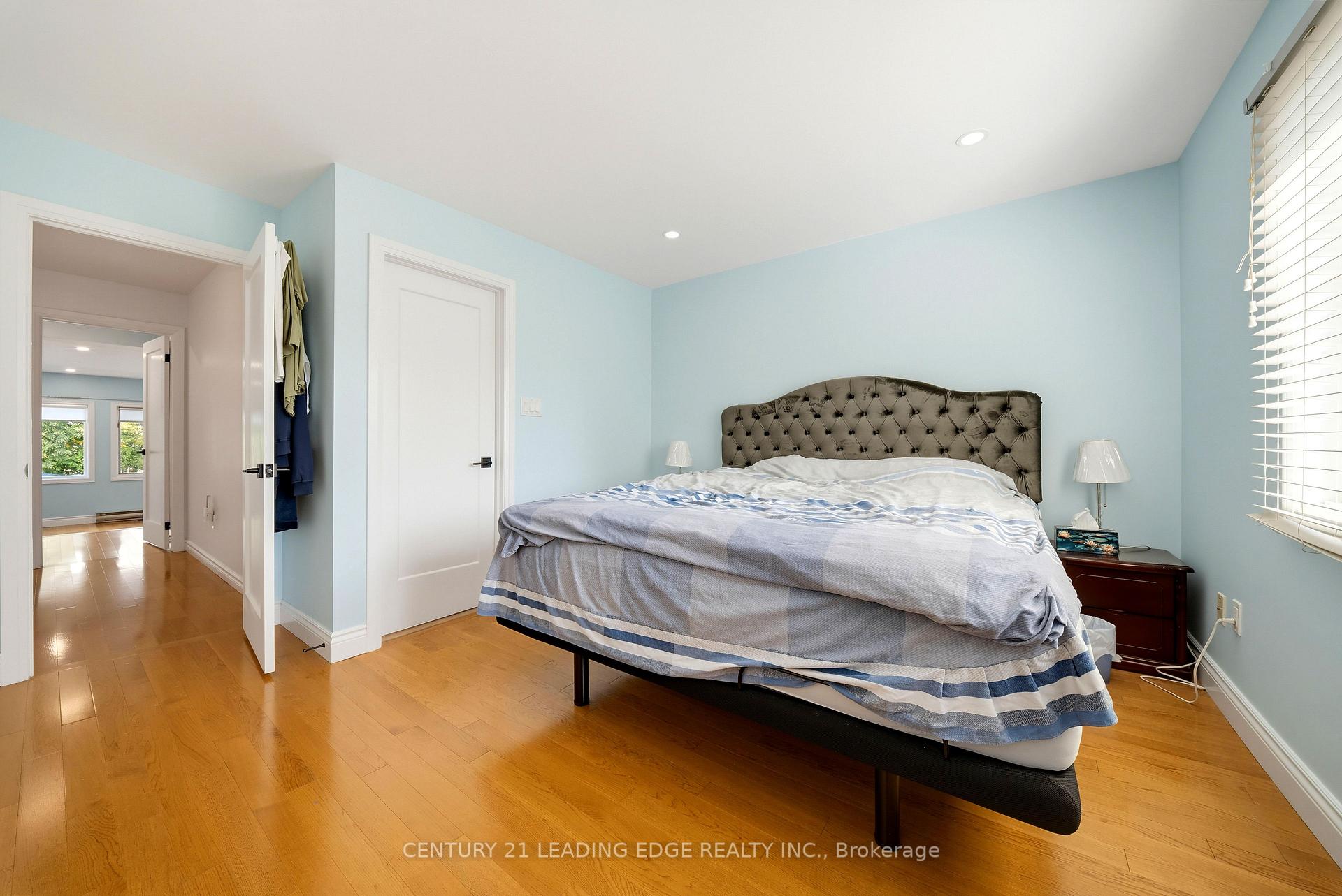 Photo 36 of 8 Mooreland Court, Markham, Markham Village — HOMEH