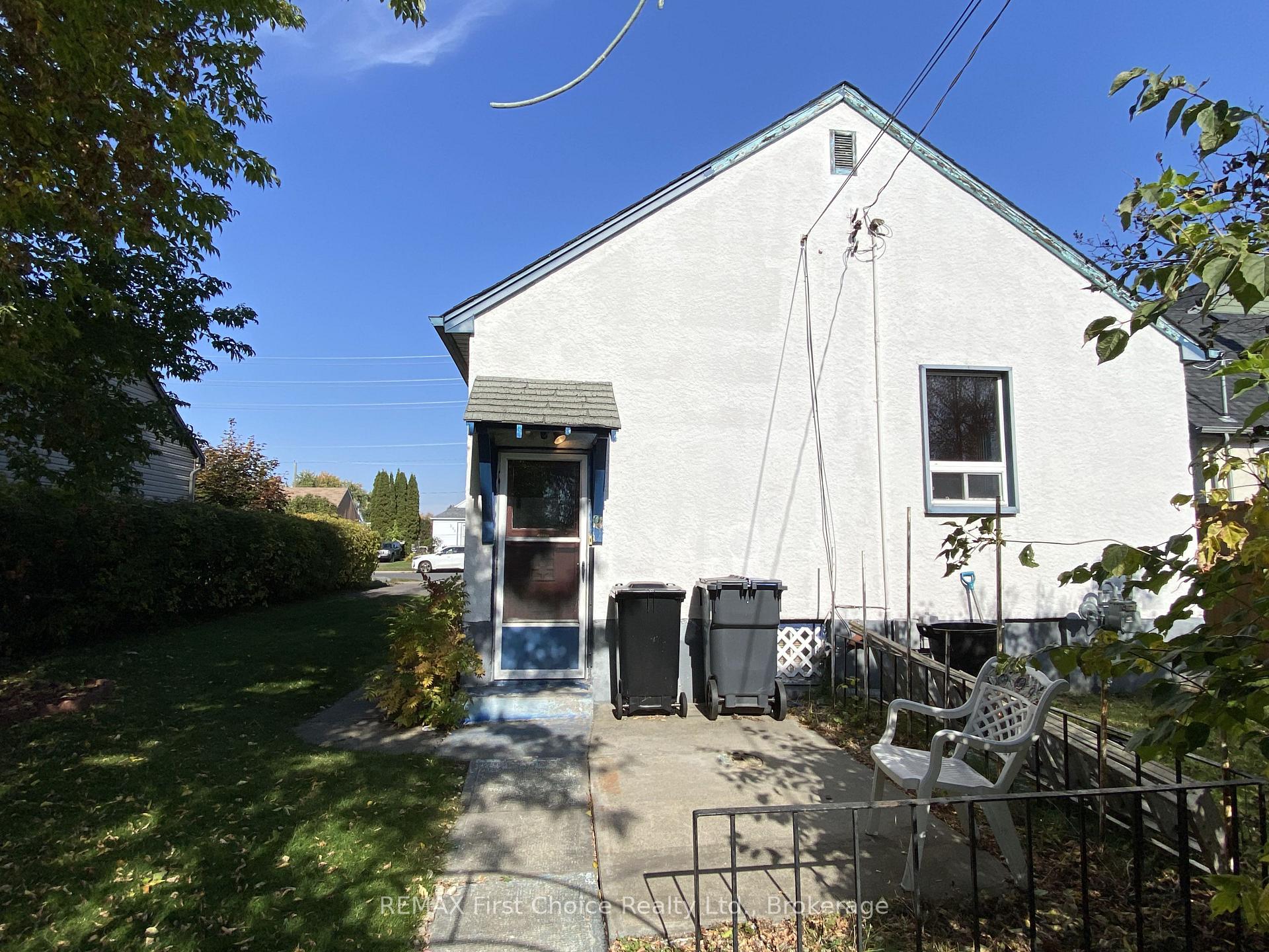 Photo 14 of 262 Empire Avenue, Thunder Bay, Westfort — HOMEH