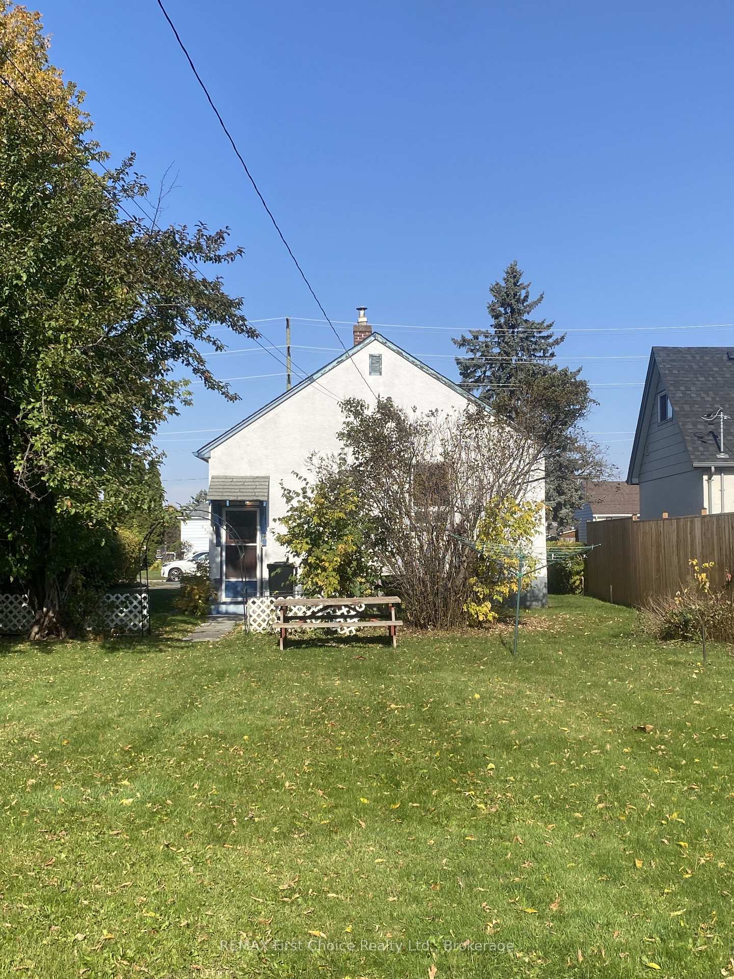 Photo 15 of 262 Empire Avenue, Thunder Bay, Westfort — HOMEH