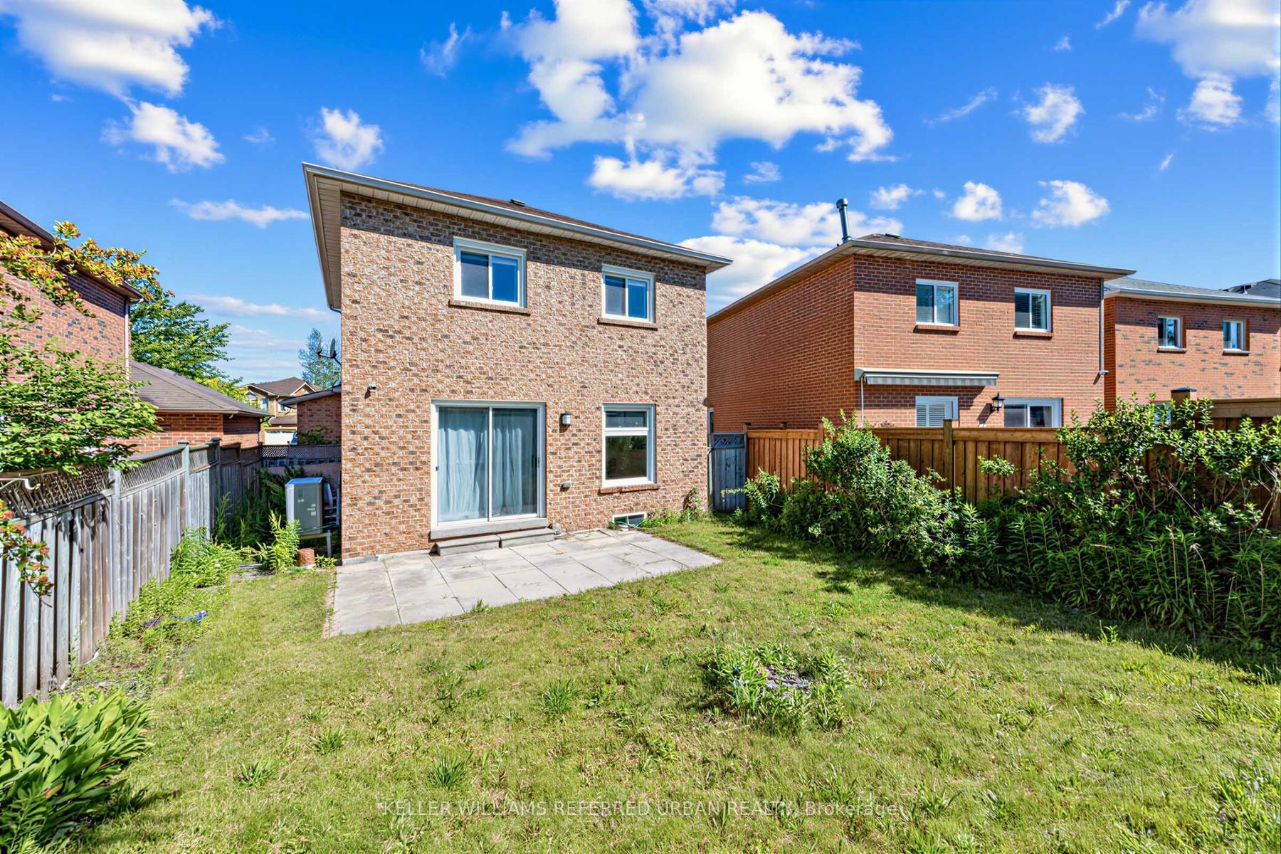 Photo 35 of 350 Pickering Crescent, Newmarket, Gorham-College Manor — HOMEH