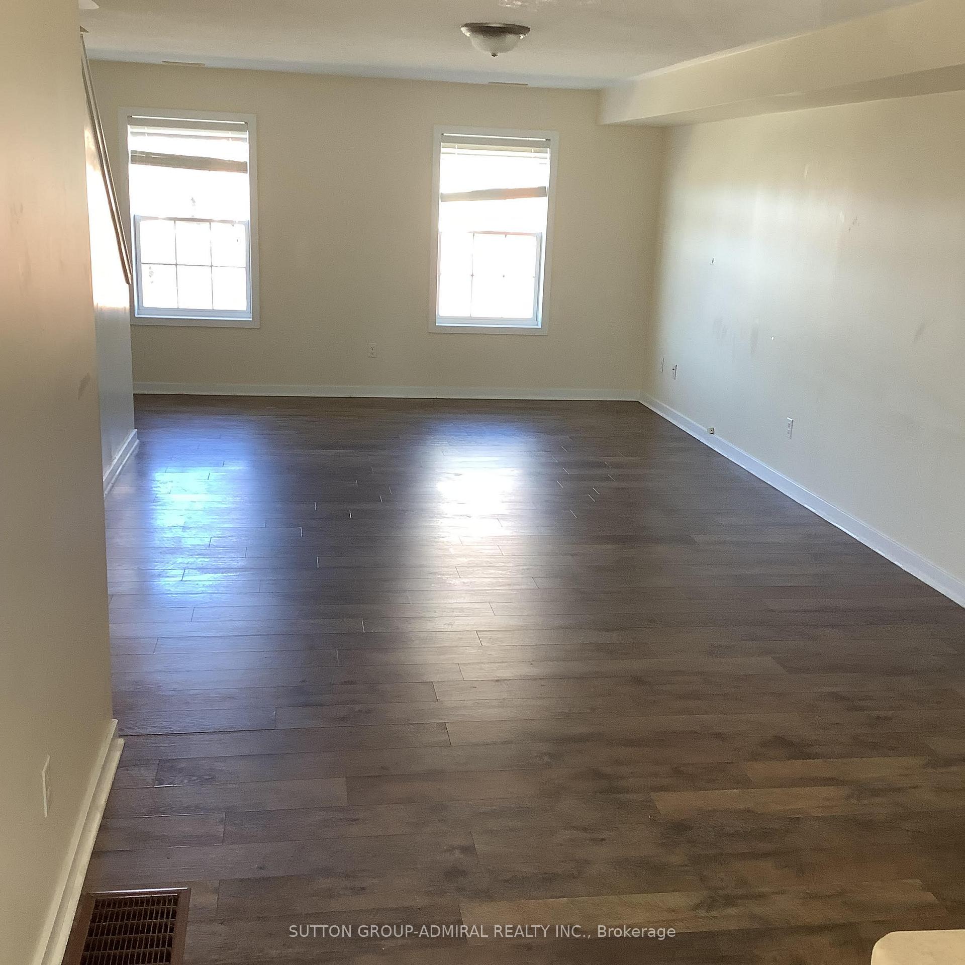 Photo 2 of Unit 35, 91 Coughlin Road, Barrie, Holly — HOMEH