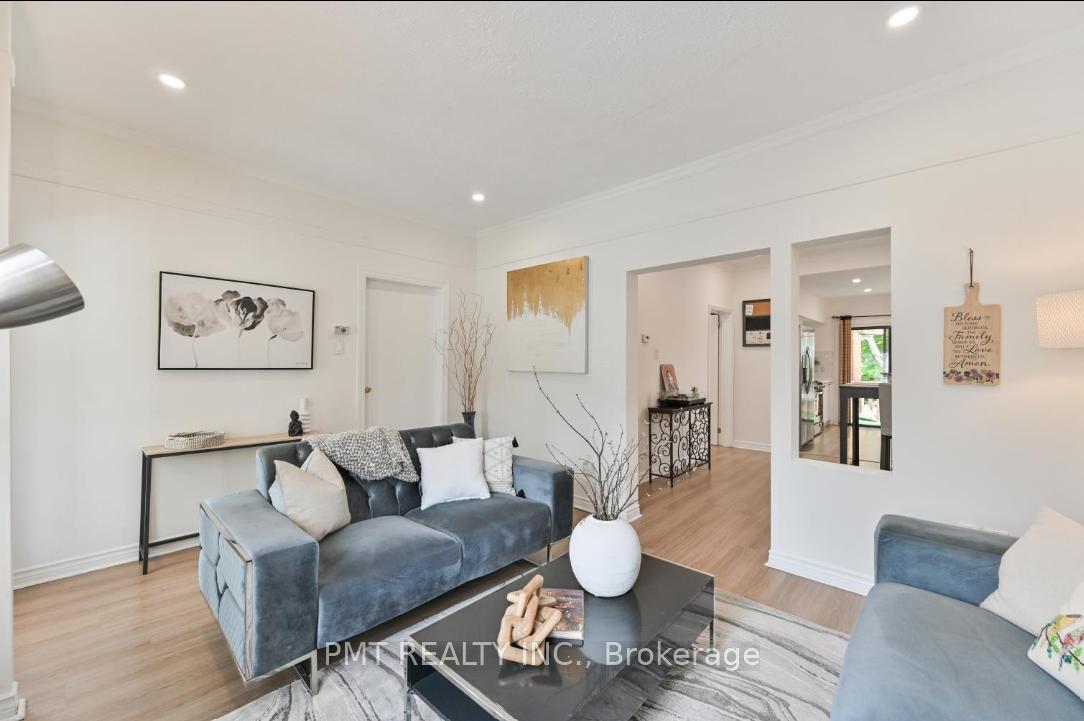 Photo 7 of Unit Main, 406 Nairn Avenue, Toronto, Caledonia-Fairbank — HOMEH