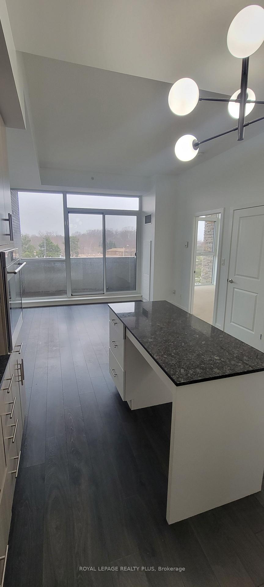 Photo 7 of Unit 406, 1284 Guelph Line, Burlington, Mountainside — HOMEH