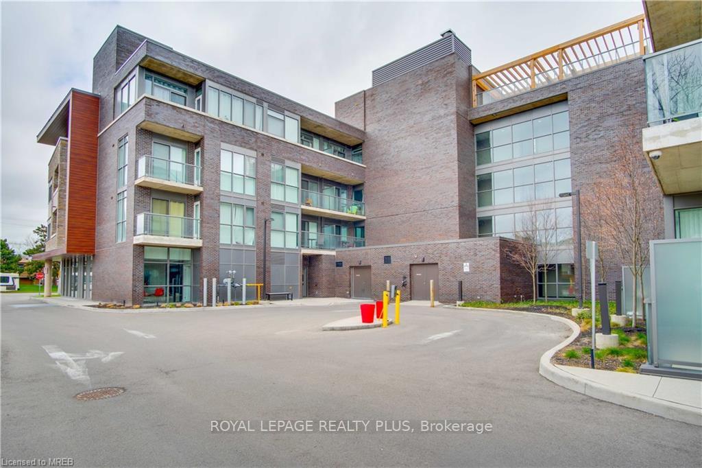 Photo 15 of Unit 406, 1284 Guelph Line, Burlington, Mountainside — HOMEH