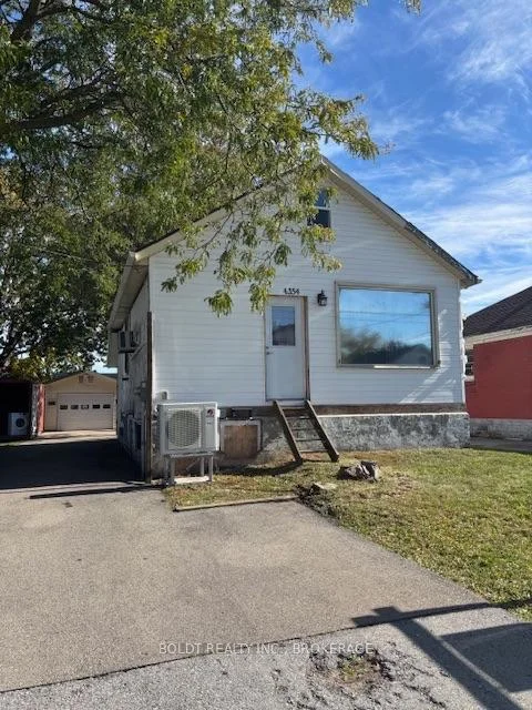Photo of 4354 Third Avenue