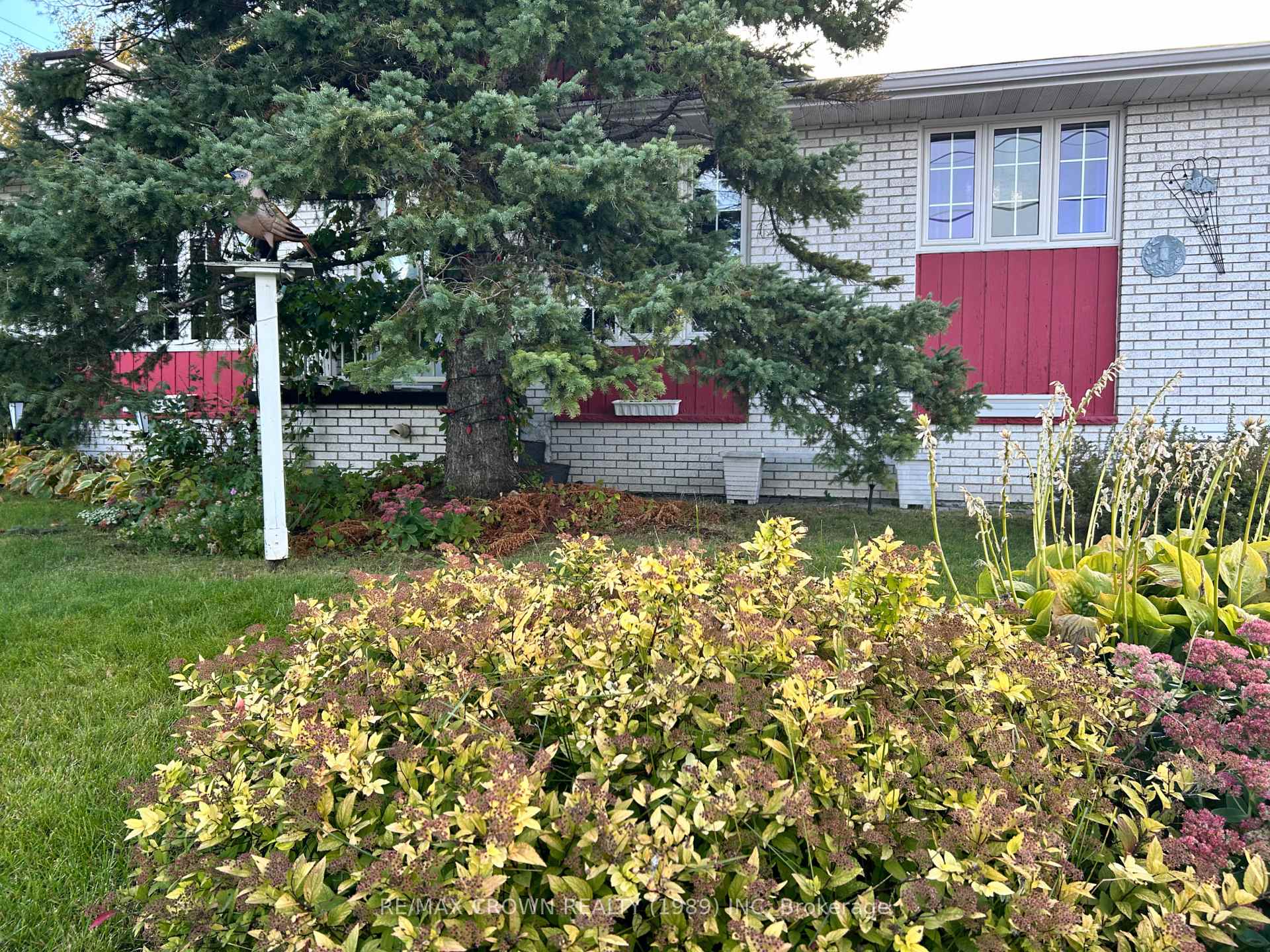 Photo 4 of 15 Lasalle Avenue, Kapuskasing — HOMEH