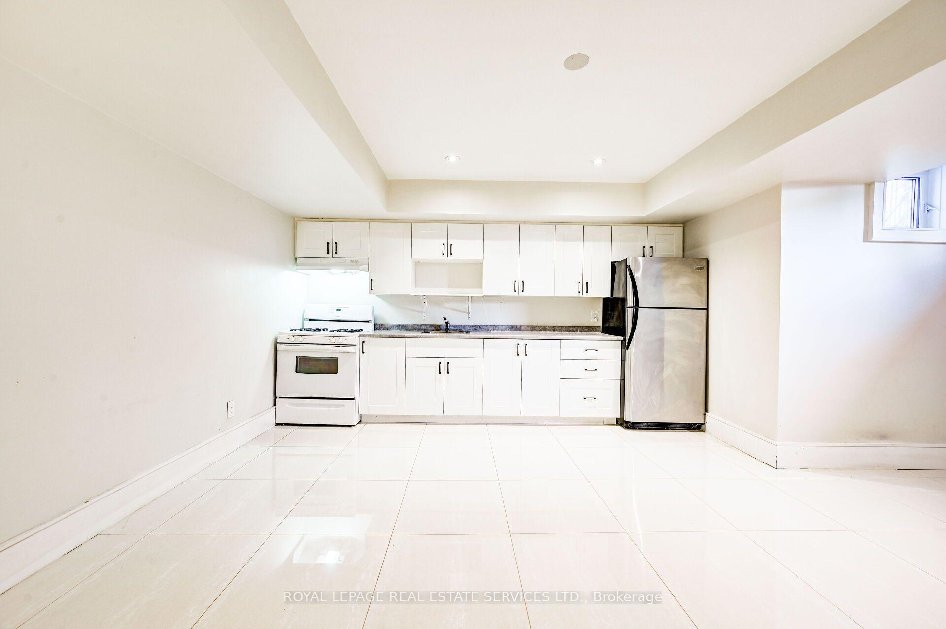 Photo 5 of Unit L, 63 Burrows Avenue, Etobicoke, Islington-City Centre West — HOMEH