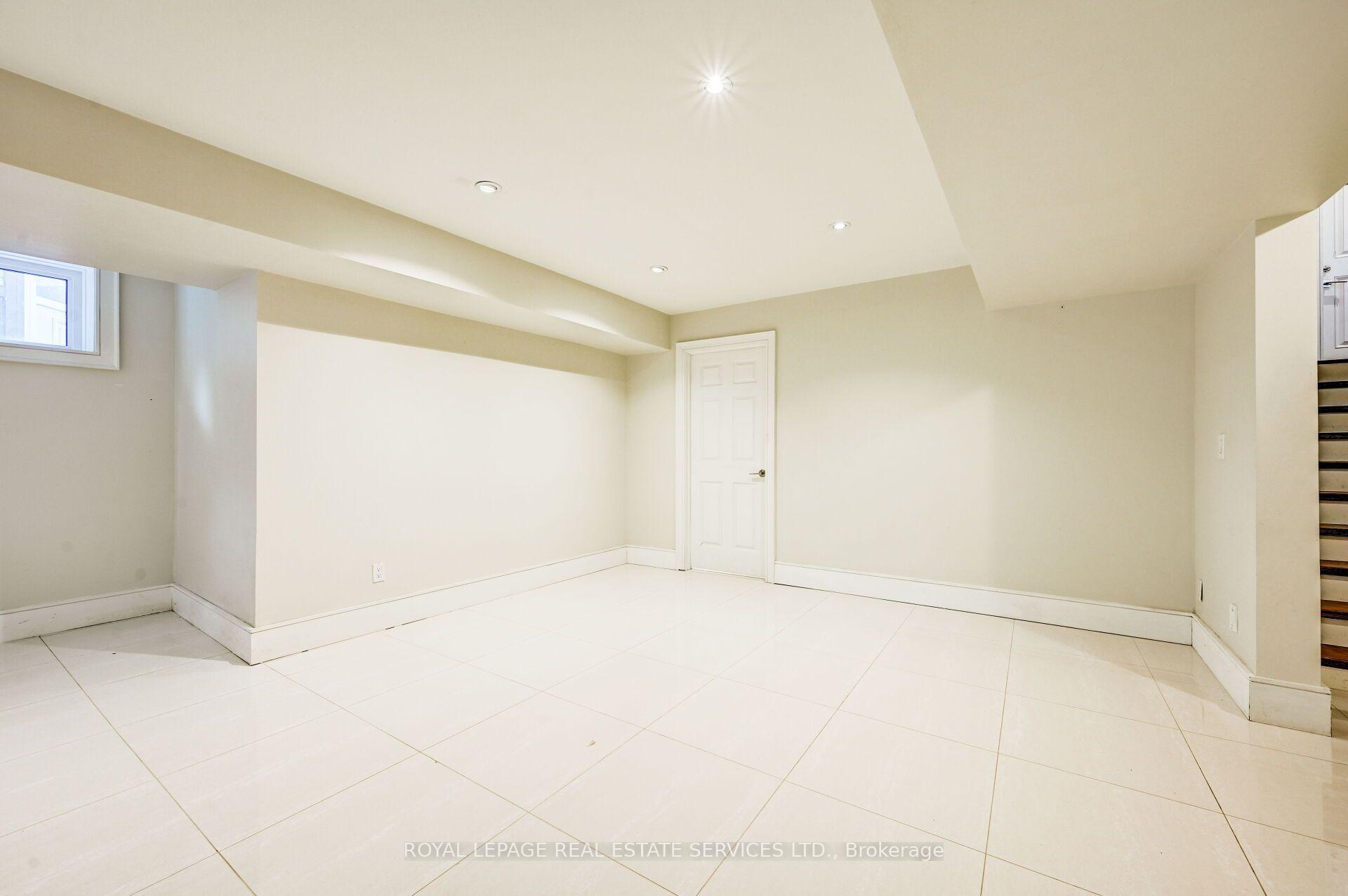 Photo 11 of Unit L, 63 Burrows Avenue, Etobicoke, Islington-City Centre West — HOMEH