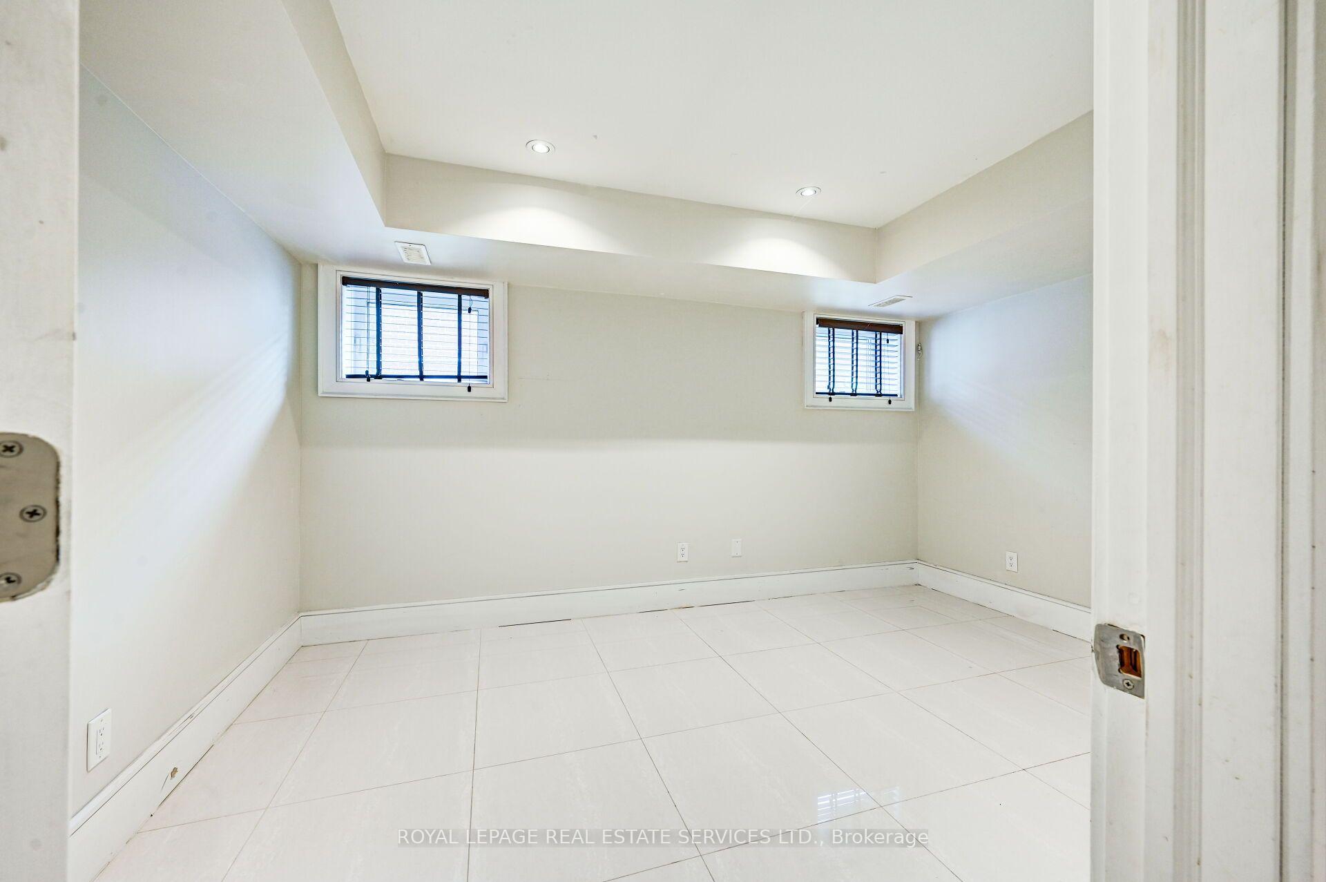 Photo 19 of Unit L, 63 Burrows Avenue, Etobicoke, Islington-City Centre West — HOMEH