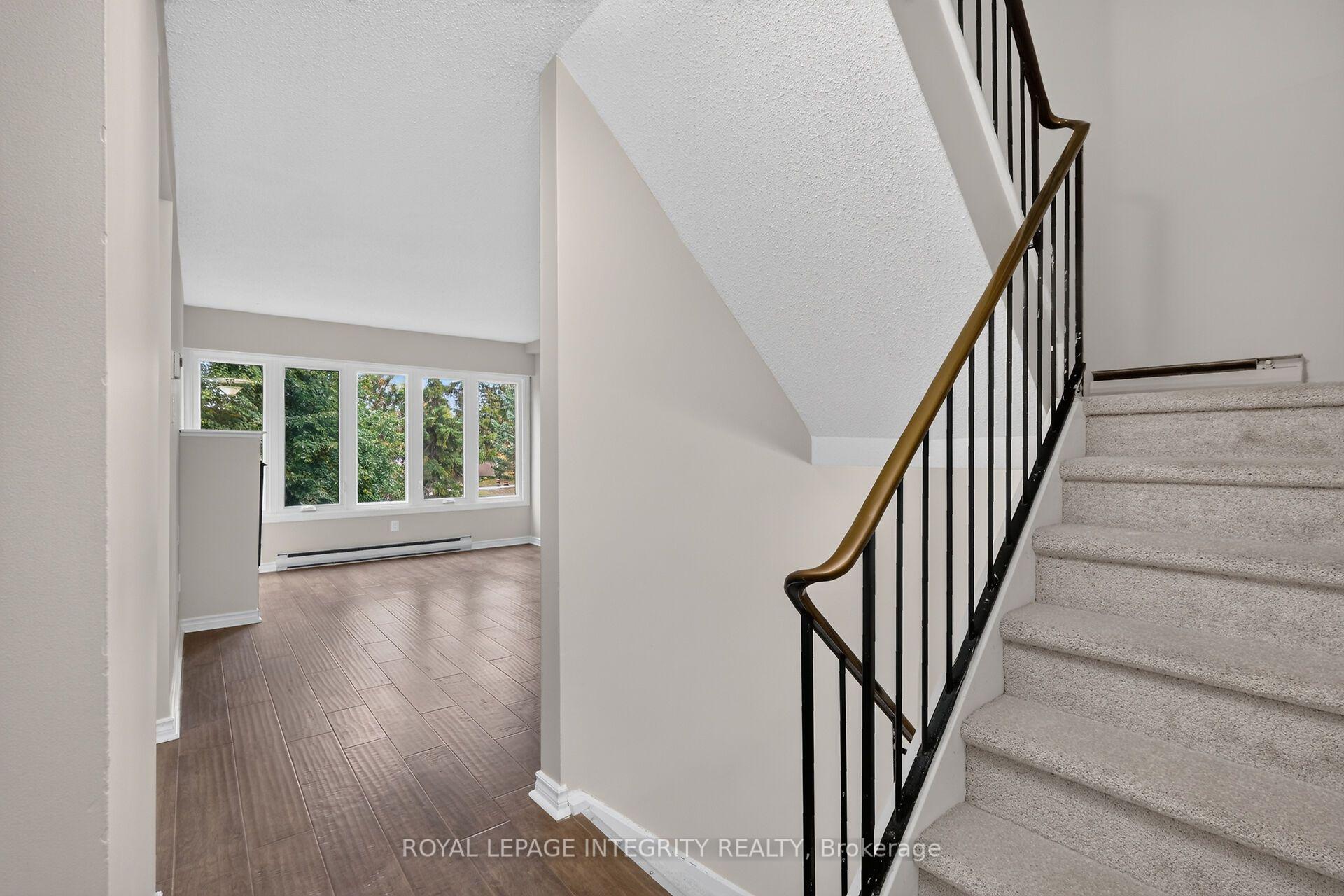 Photo 12 of Unit 37, 2155 Eric Crescent, Ottawa, Pineview — HOMEH