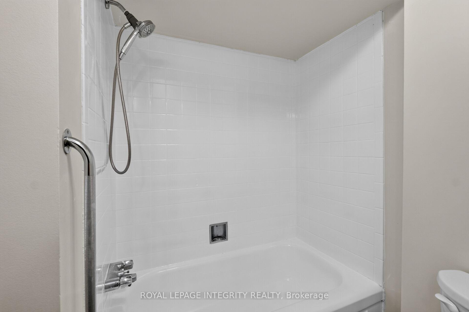 Photo 63 of Unit 37, 2155 Eric Crescent, Ottawa, Pineview — HOMEH