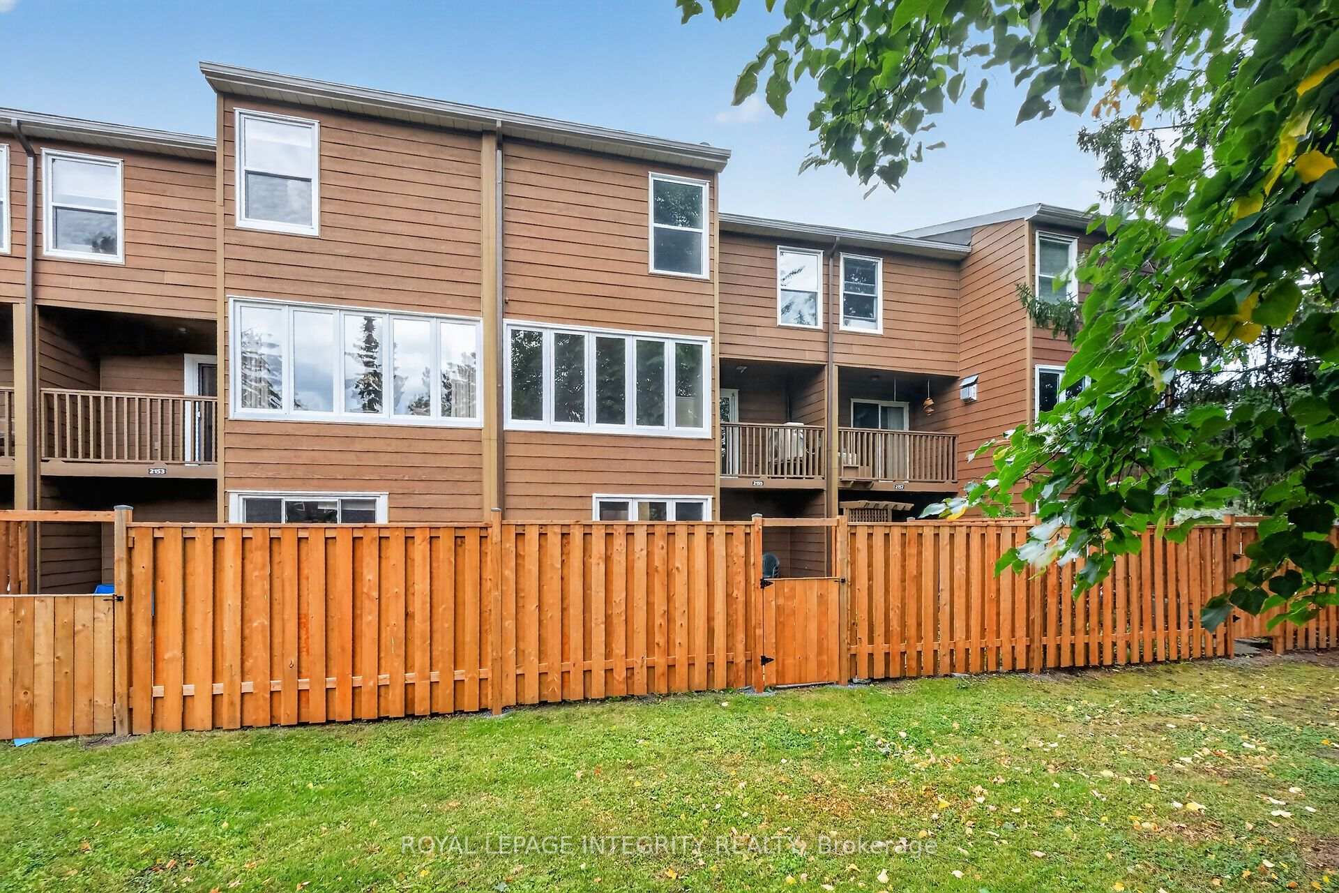 Photo 75 of Unit 37, 2155 Eric Crescent, Ottawa, Pineview — HOMEH