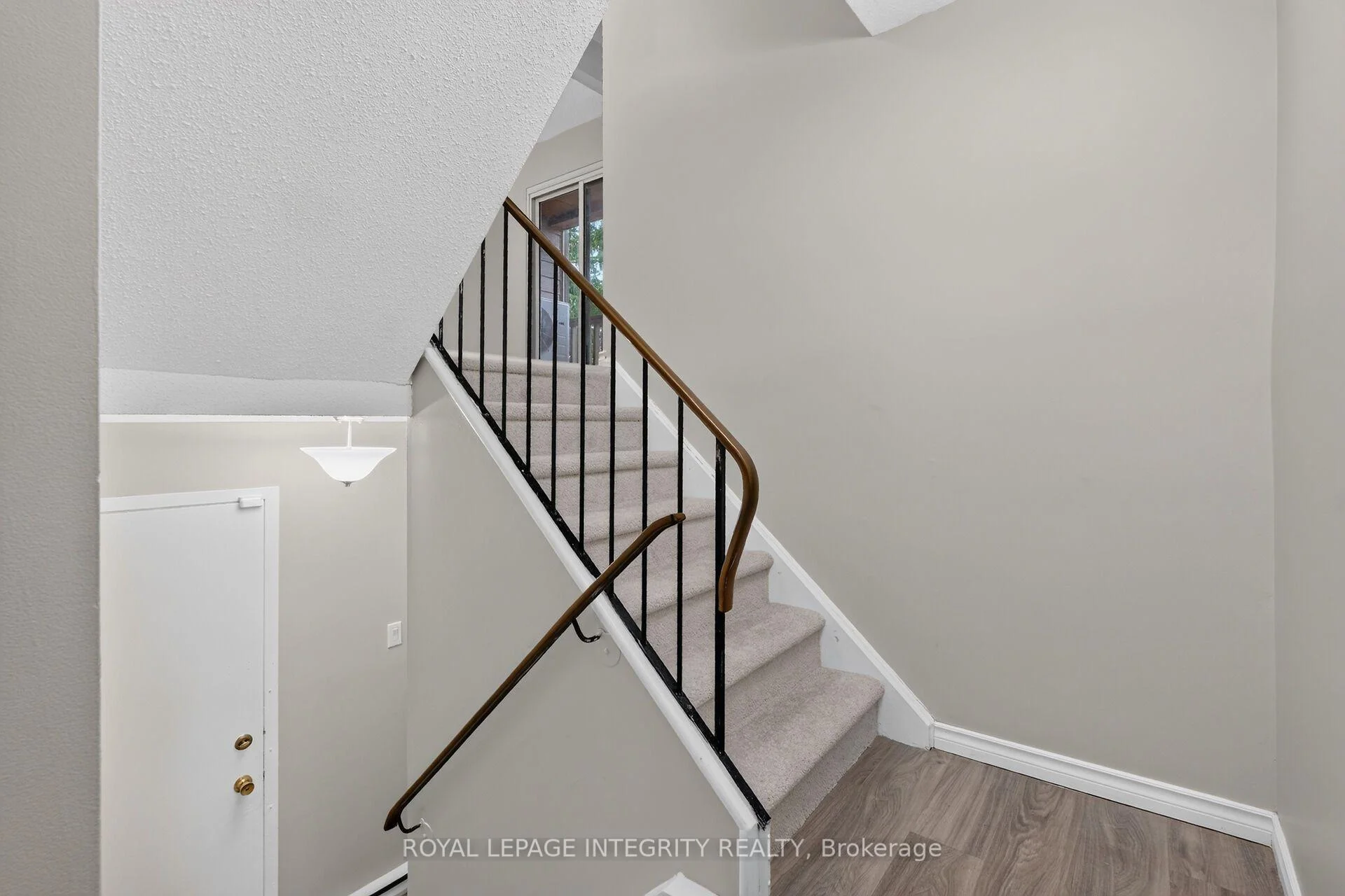 Photo 13 of Unit 37, 2155 Eric Crescent, Ottawa, Pineview — HOMEH