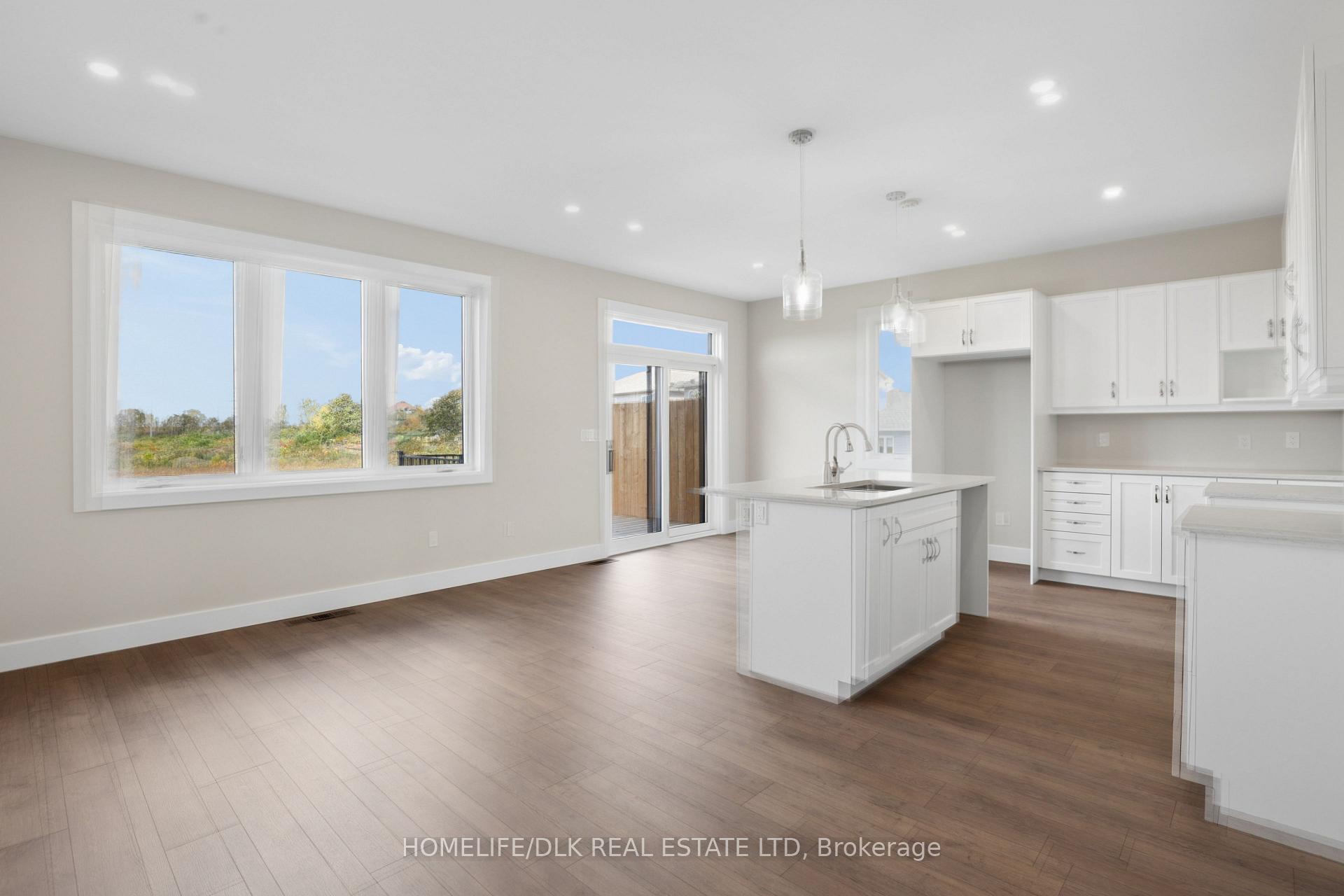 Photo 11 of 1005 Dobbie Street, Brockville, Brockville — HOMEH