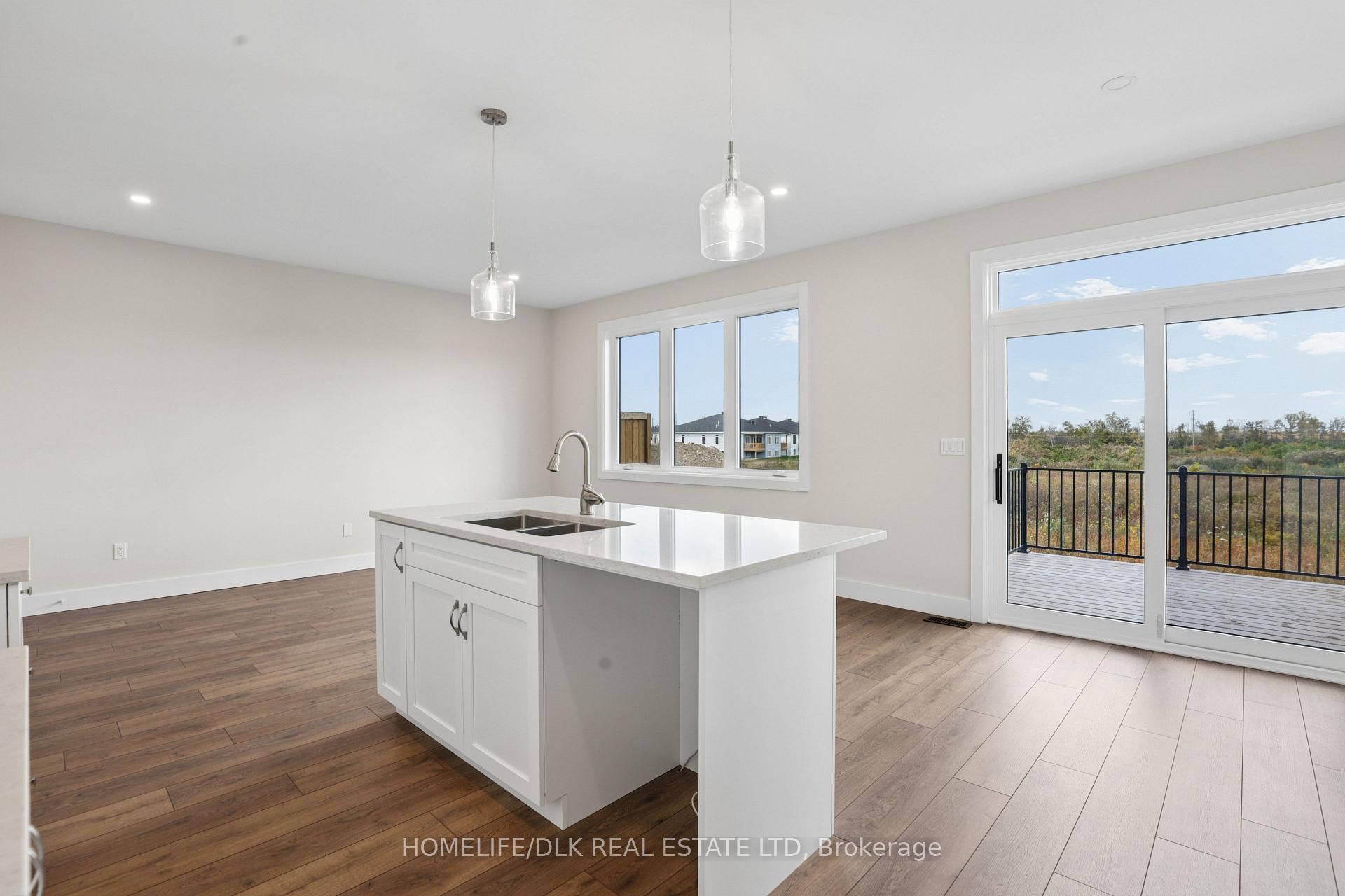 Photo 16 of 1005 Dobbie Street, Brockville, Brockville — HOMEH