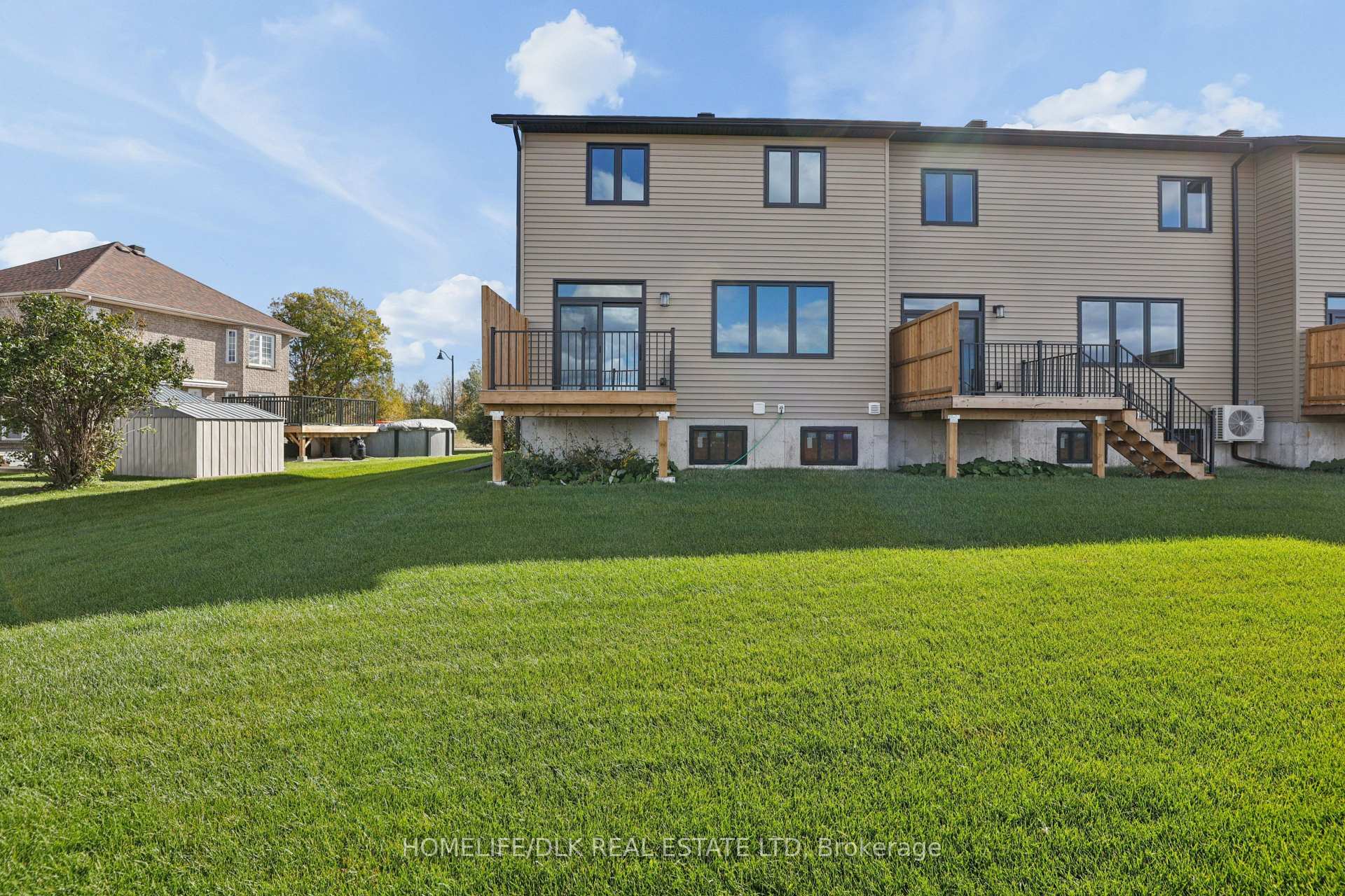 Photo 31 of 1005 Dobbie Street, Brockville, Brockville — HOMEH