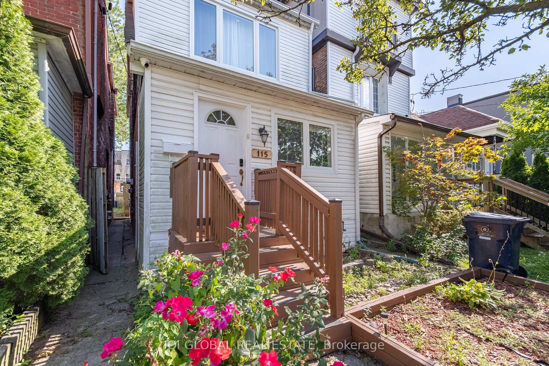 Photo 4 of 115 Coleman Avenue, Toronto, East End-Danforth — HOMEH